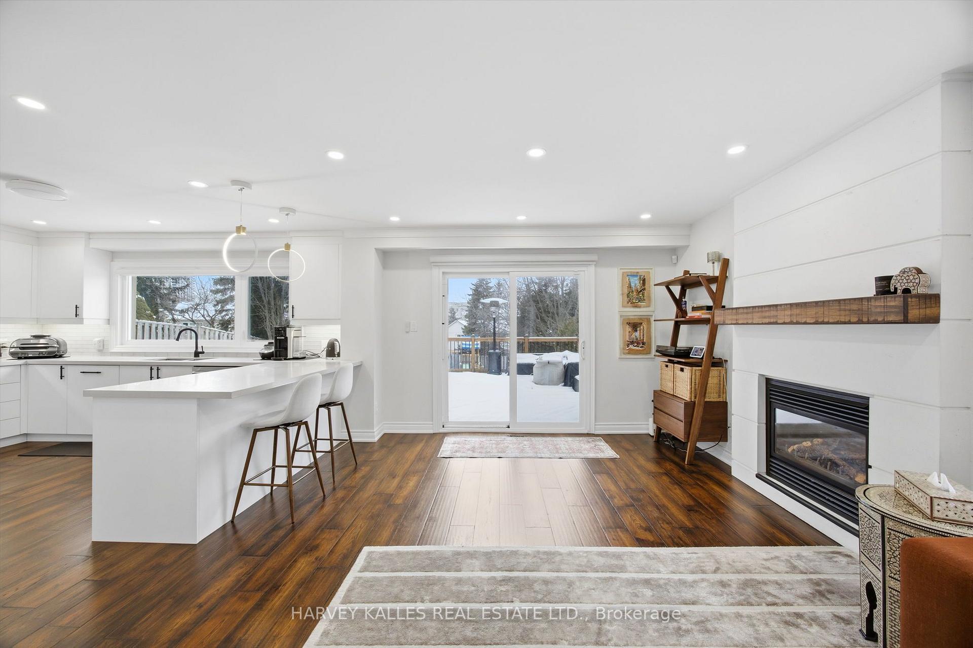 3254 Sir Johns Homestead