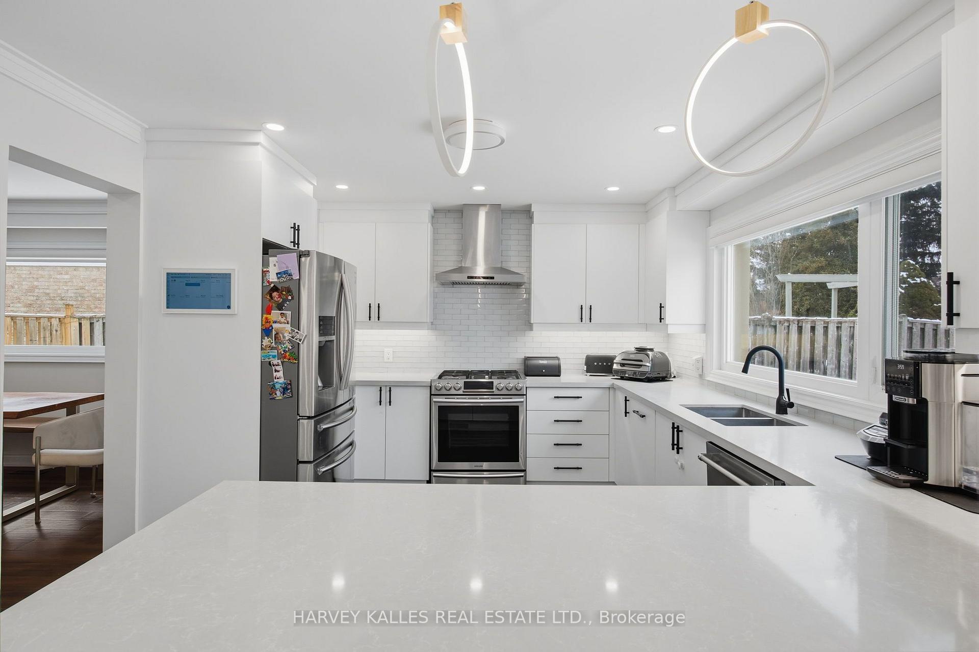 3254 Sir Johns Homestead