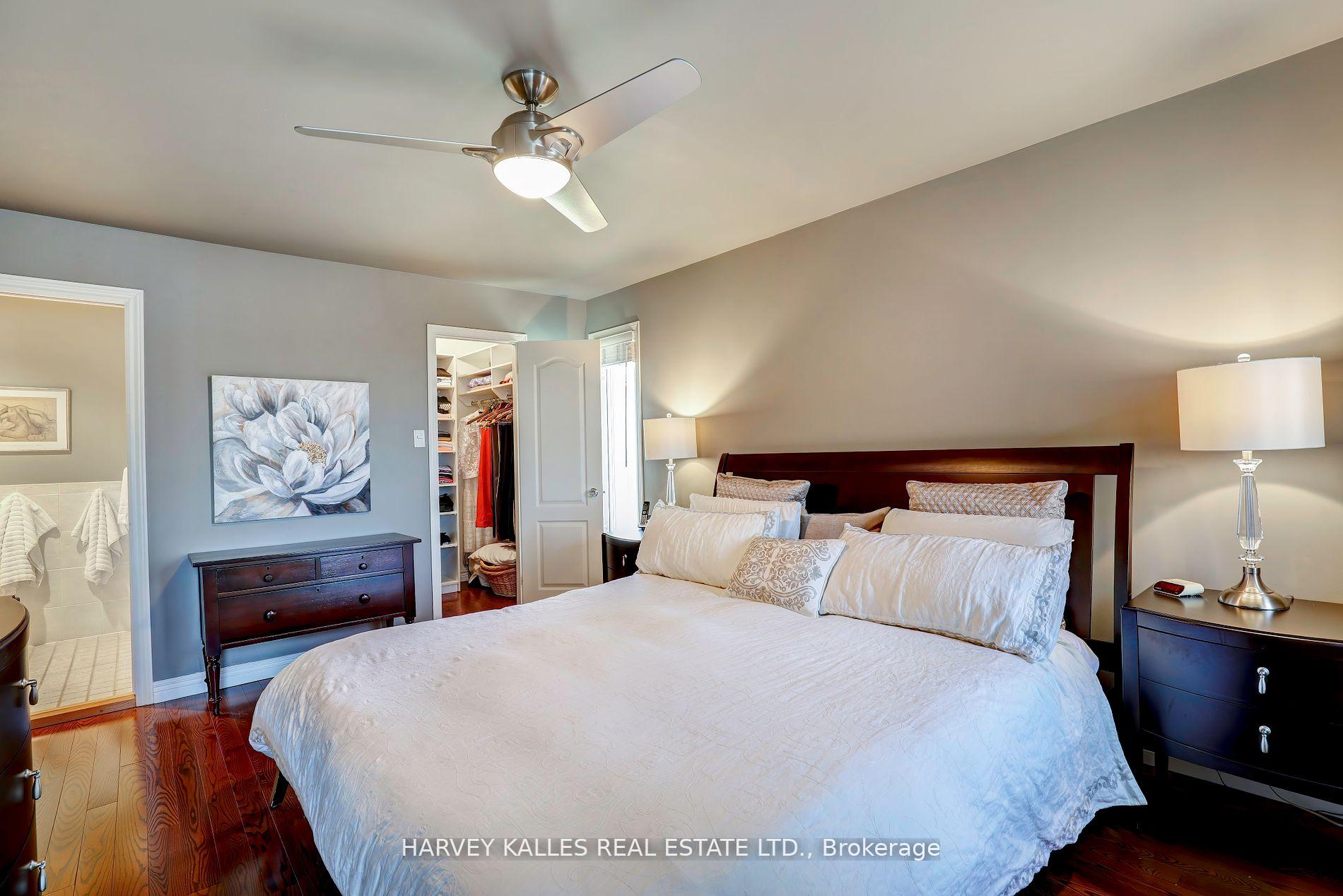 18 La Rose Avenue TH16, Toronto Unit: TH16