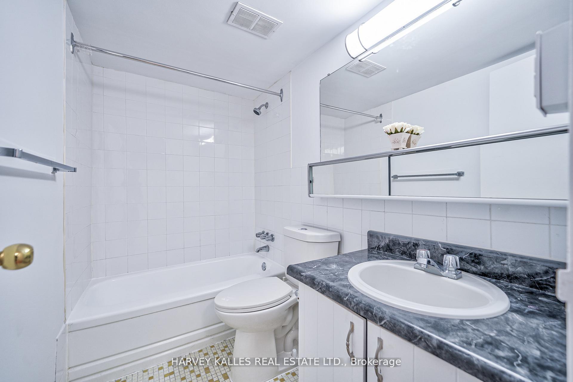 2000 Sheppard Avenue W 501, Toronto Unit: 501