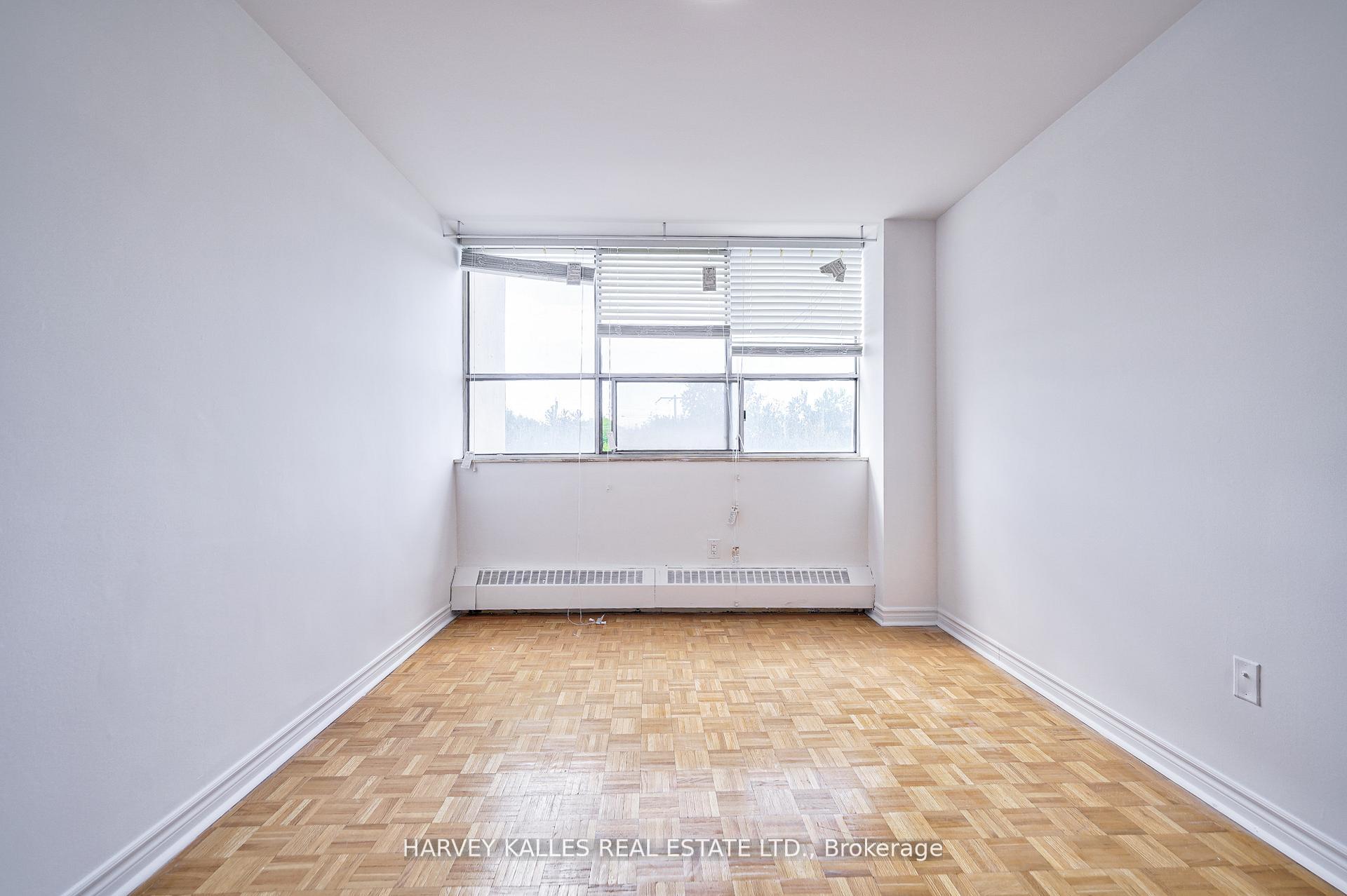 2000 Sheppard Avenue W 501, Toronto Unit: 501