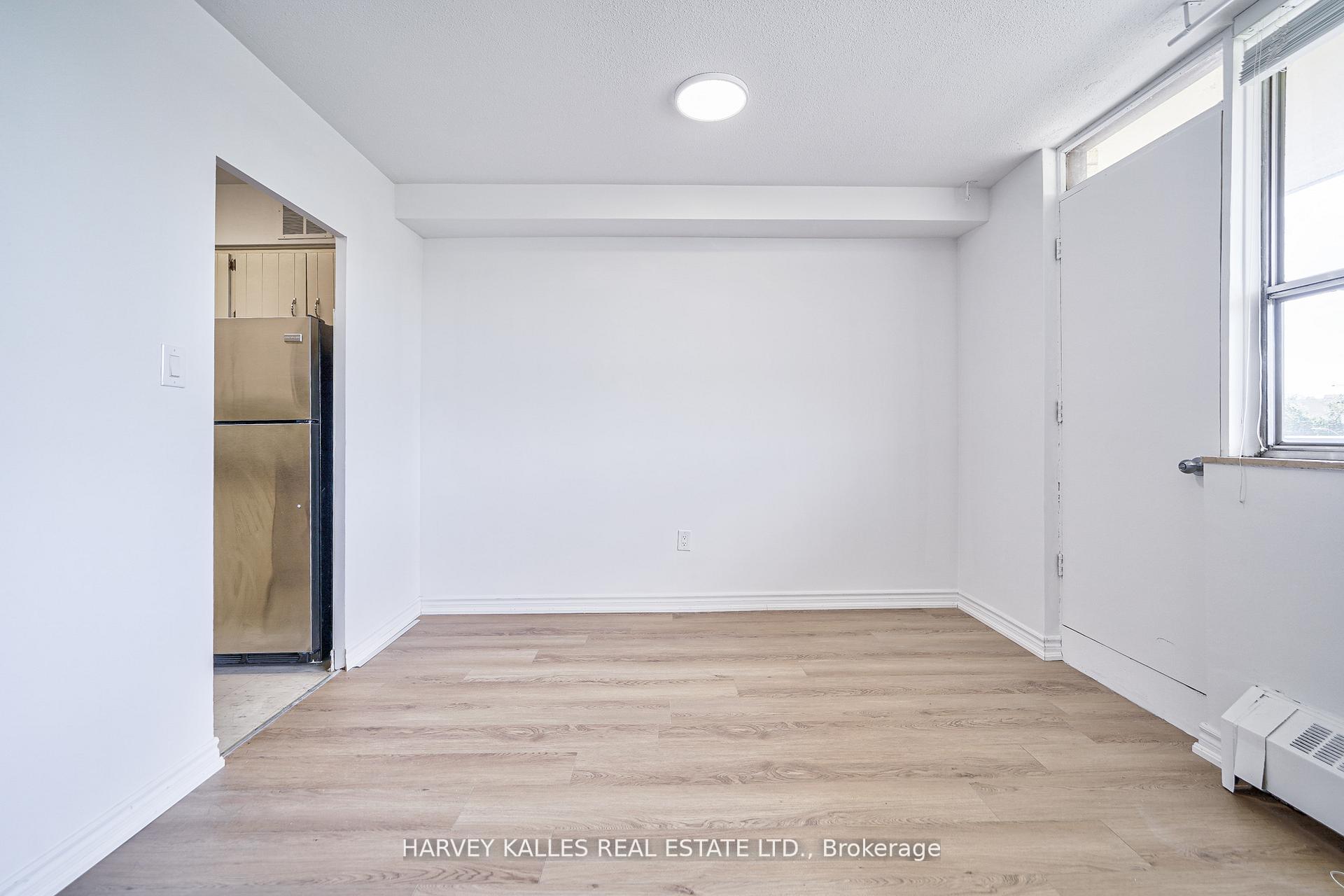 2000 Sheppard Avenue W 501, Toronto Unit: 501