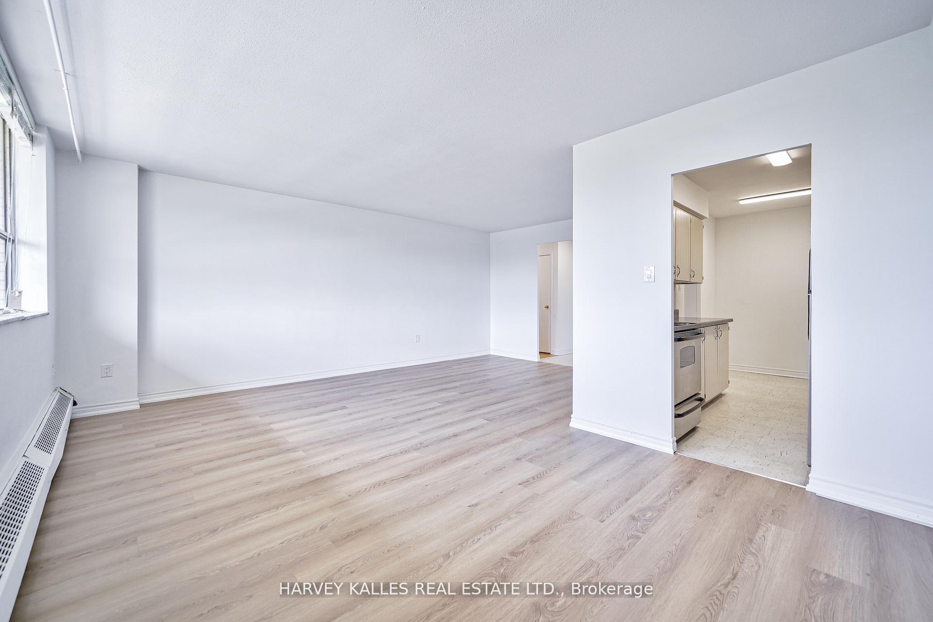 2000 Sheppard Avenue W 501, Toronto Unit: 501