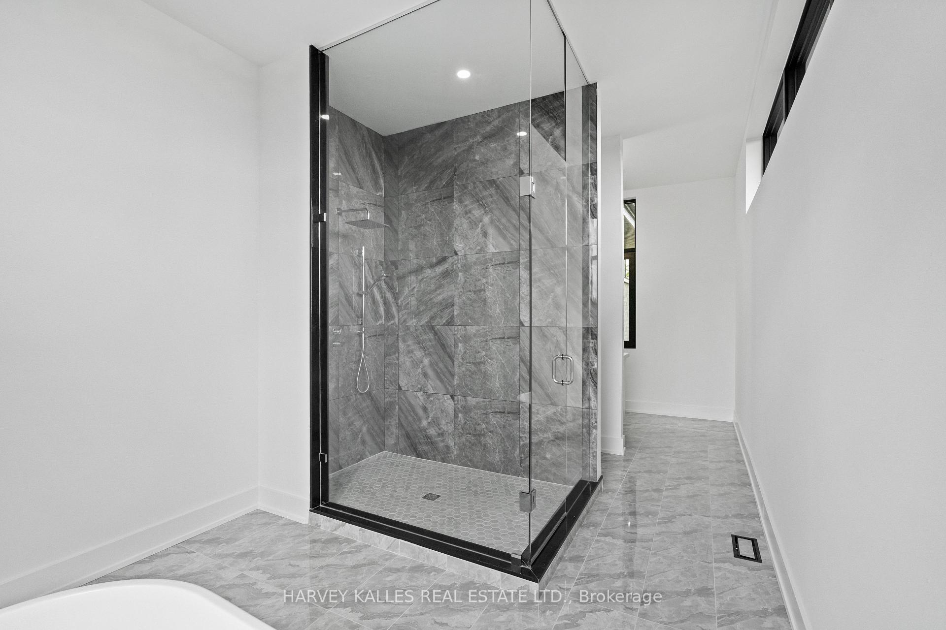 2 Sugarbush Court