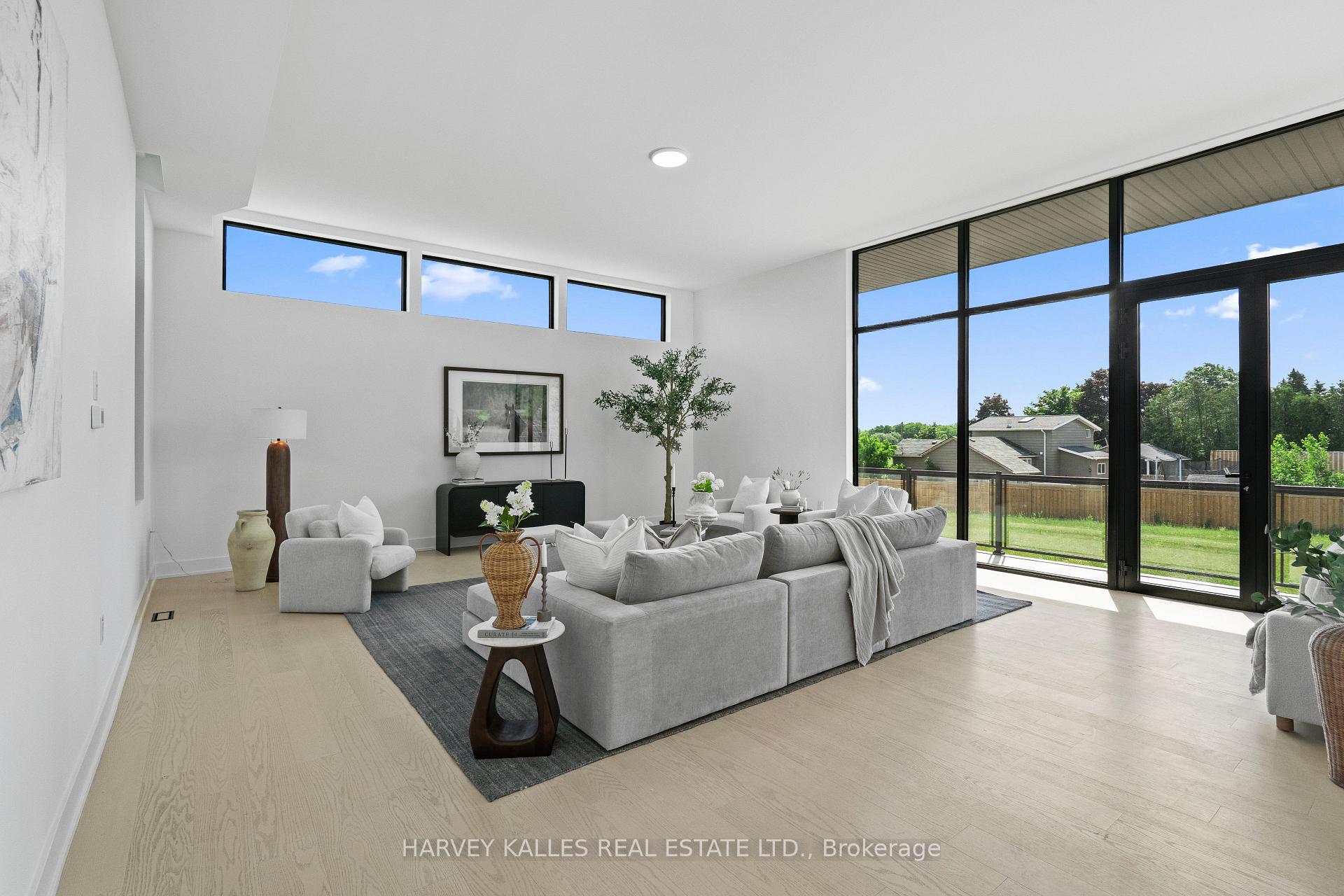 2 Sugarbush Court