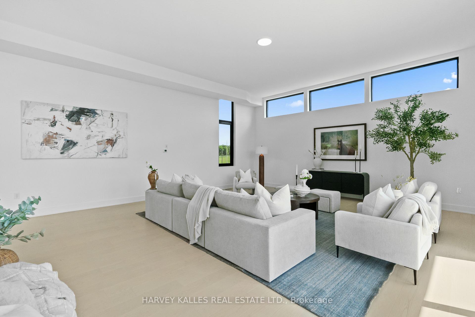 2 Sugarbush Court