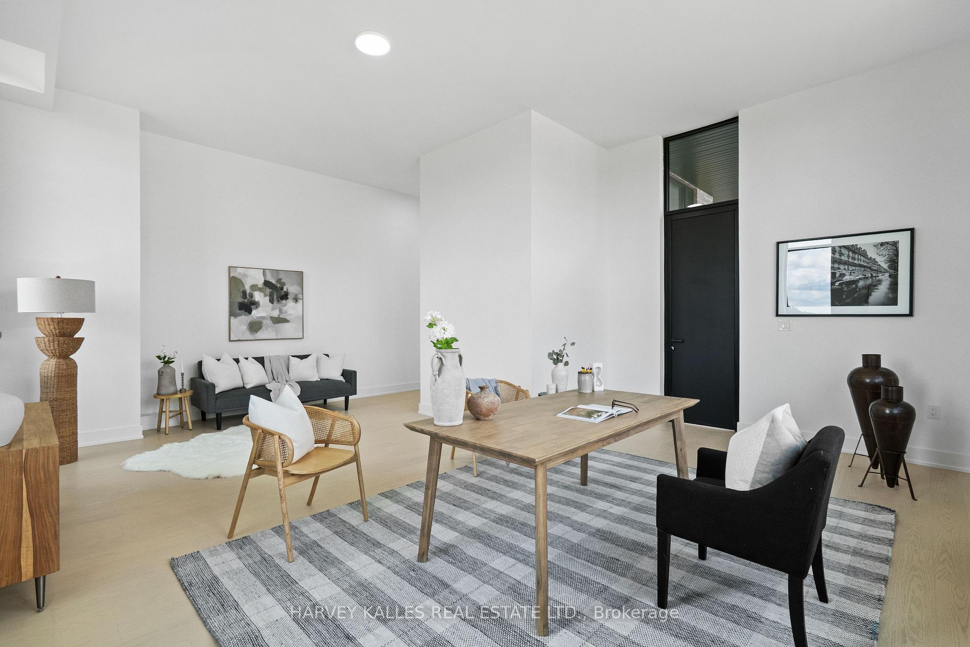 2 Sugarbush Court