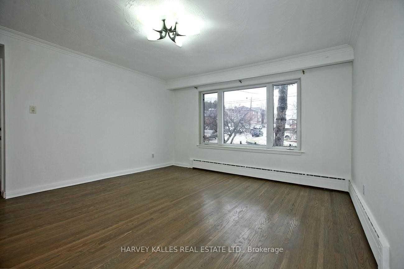 149 Kitchener Avenue Unit B, Toronto Unit: Unit B