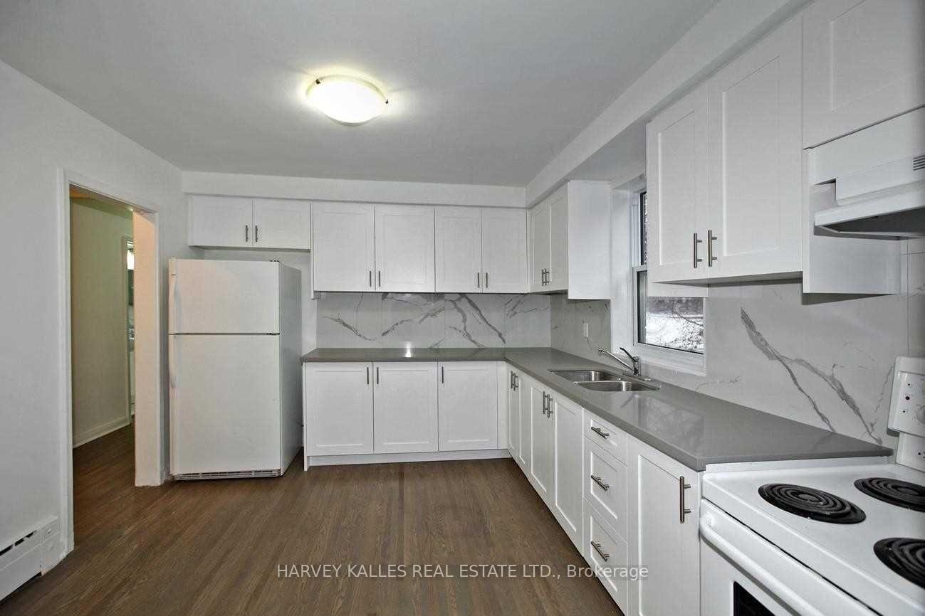 149 Kitchener Avenue Unit B, Toronto Unit: Unit B
