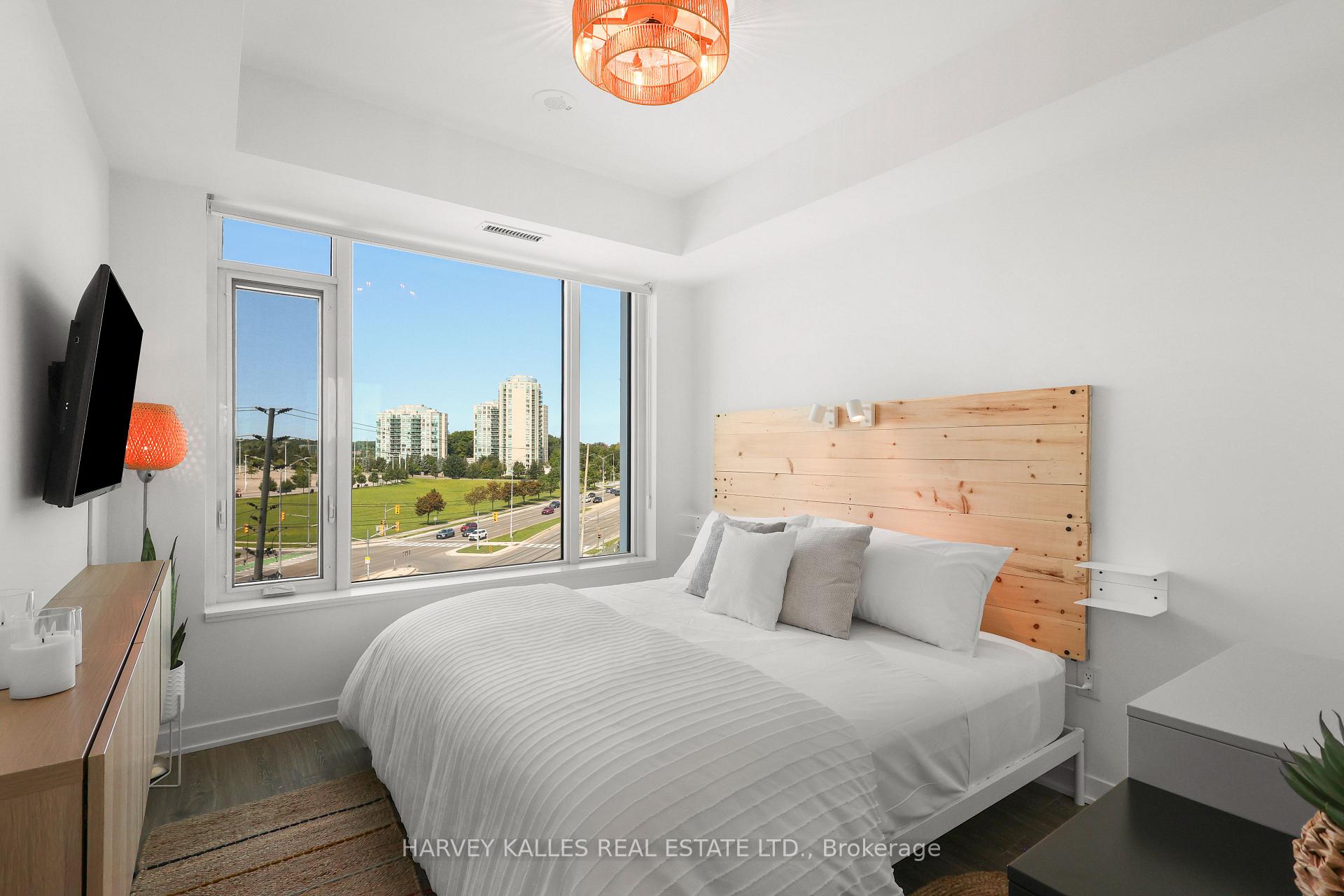 2495 Eglinton Avenue W 609