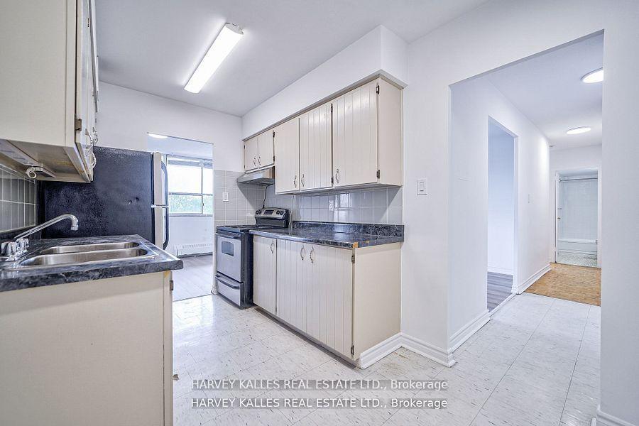 2000 Sheppard Avenue W 505, Toronto Unit: 505