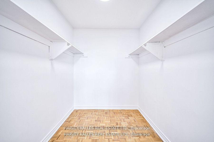 2000 Sheppard Avenue W 505, Toronto Unit: 505
