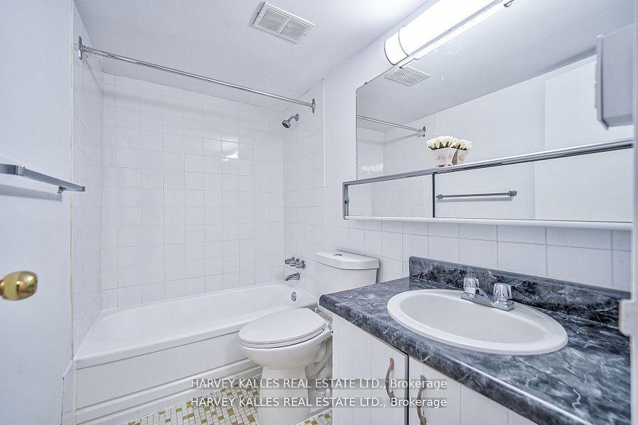 2000 Sheppard Avenue W 505, Toronto Unit: 505