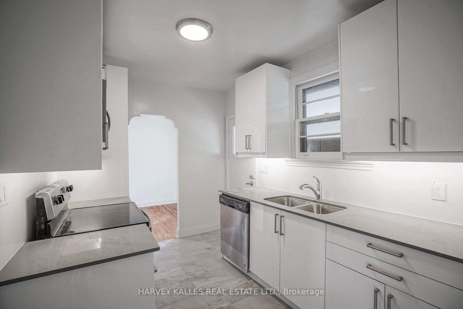 47 Stayner Avenue, Toronto