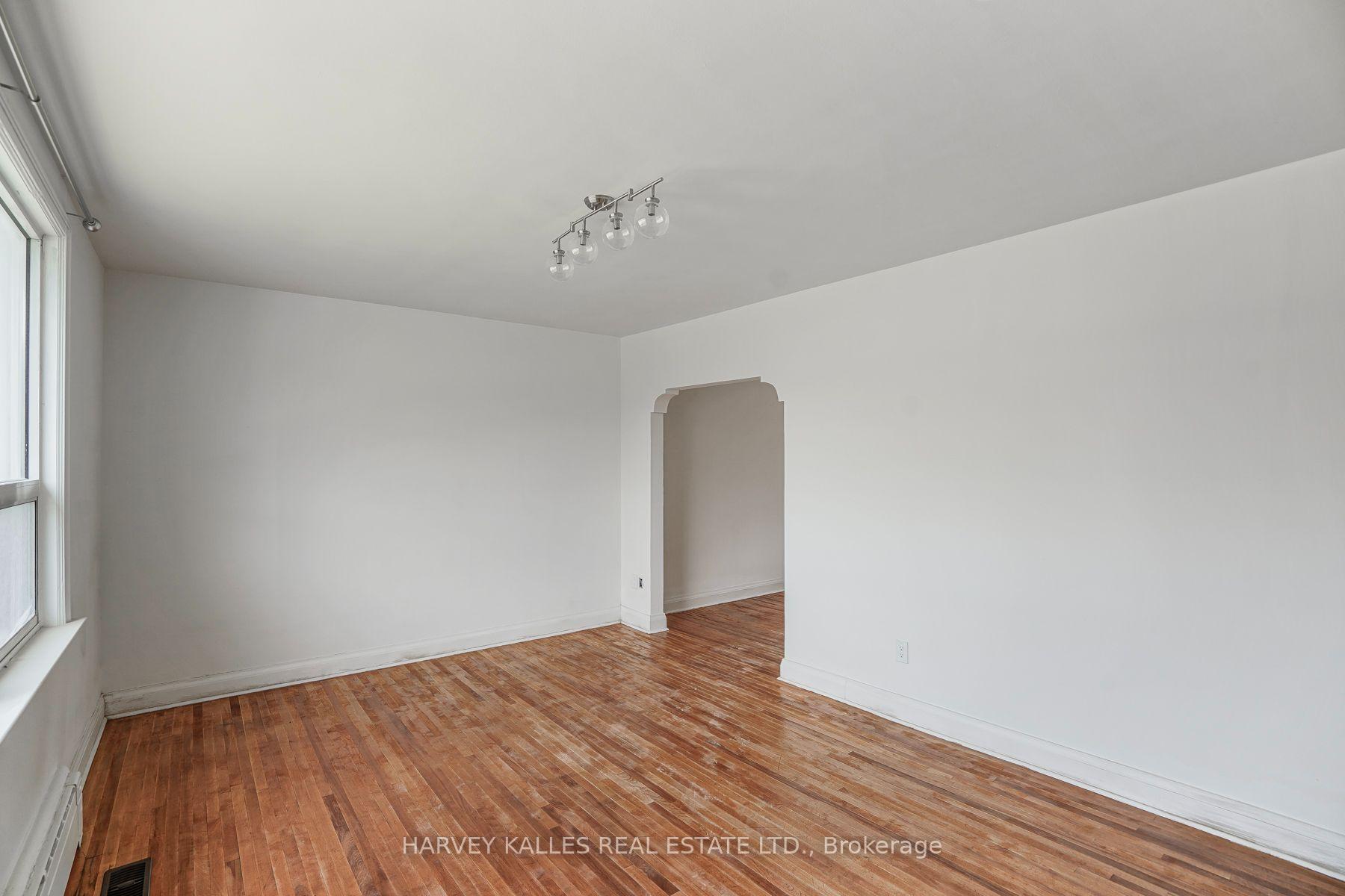 47 Stayner Avenue, Toronto