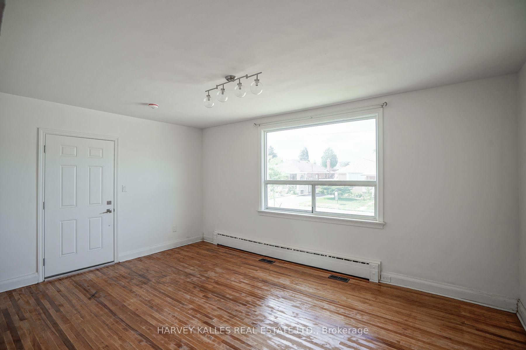47 Stayner Avenue, Toronto