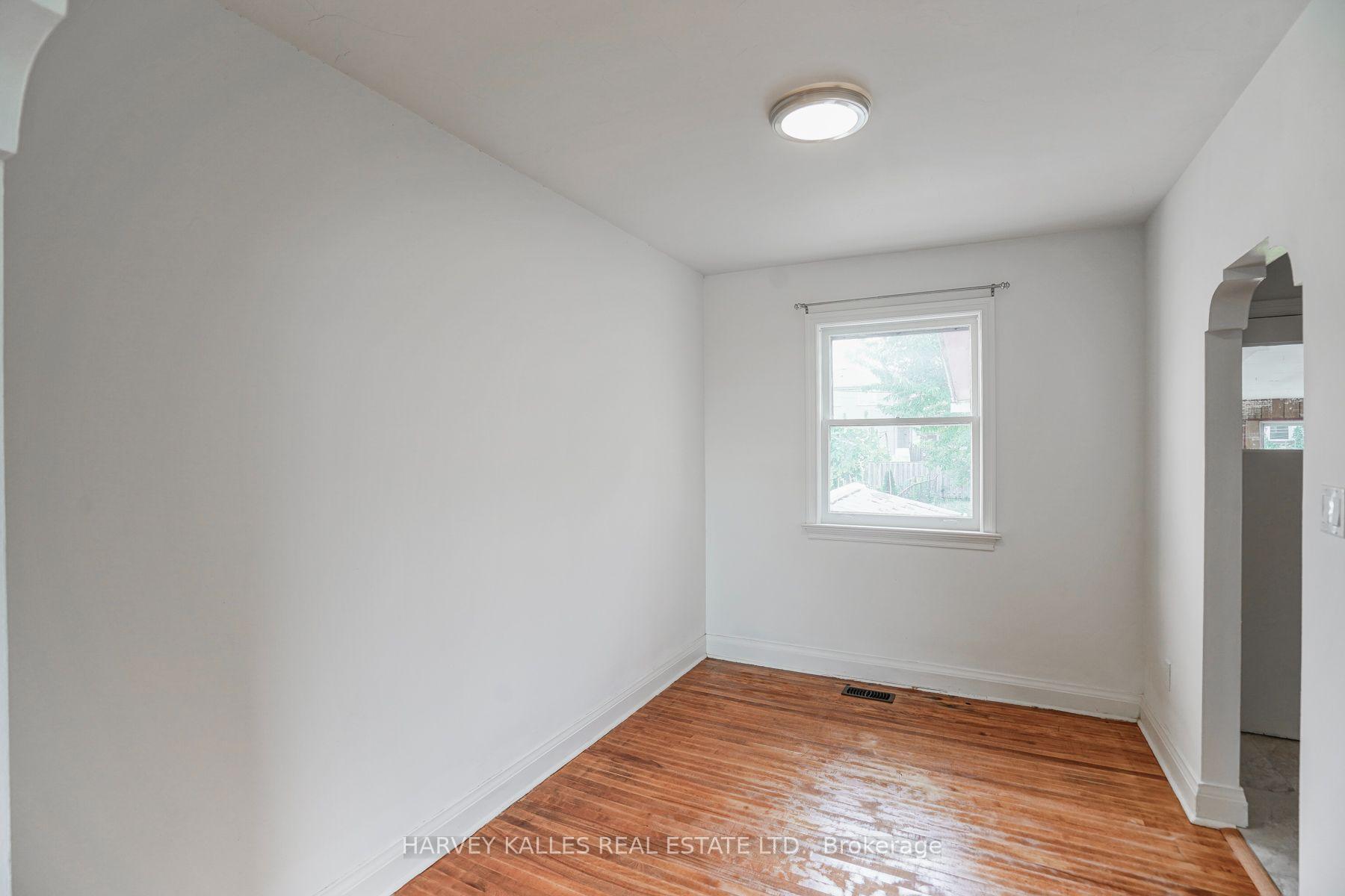 47 Stayner Avenue, Toronto