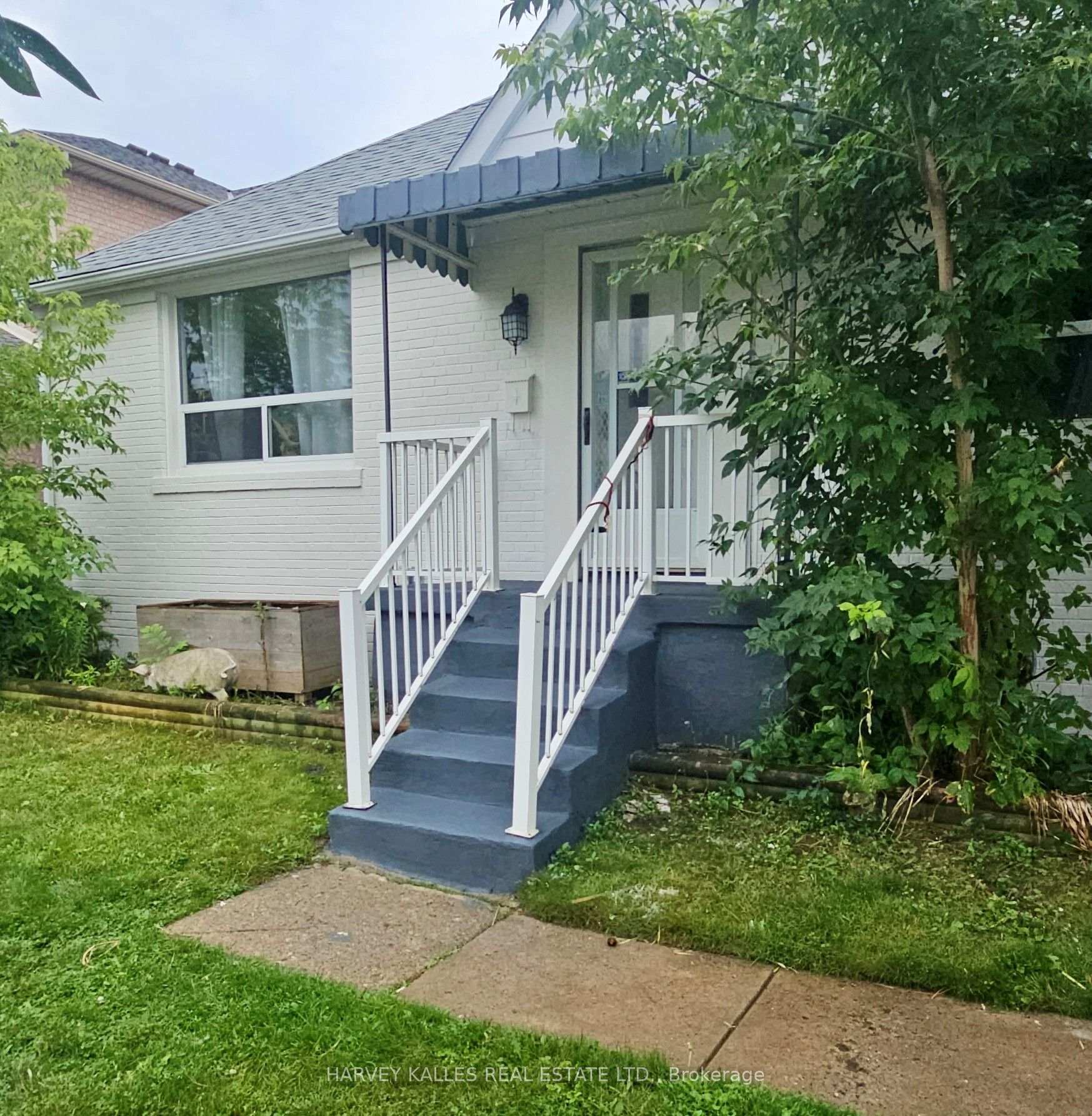 47 Stayner Avenue, Toronto