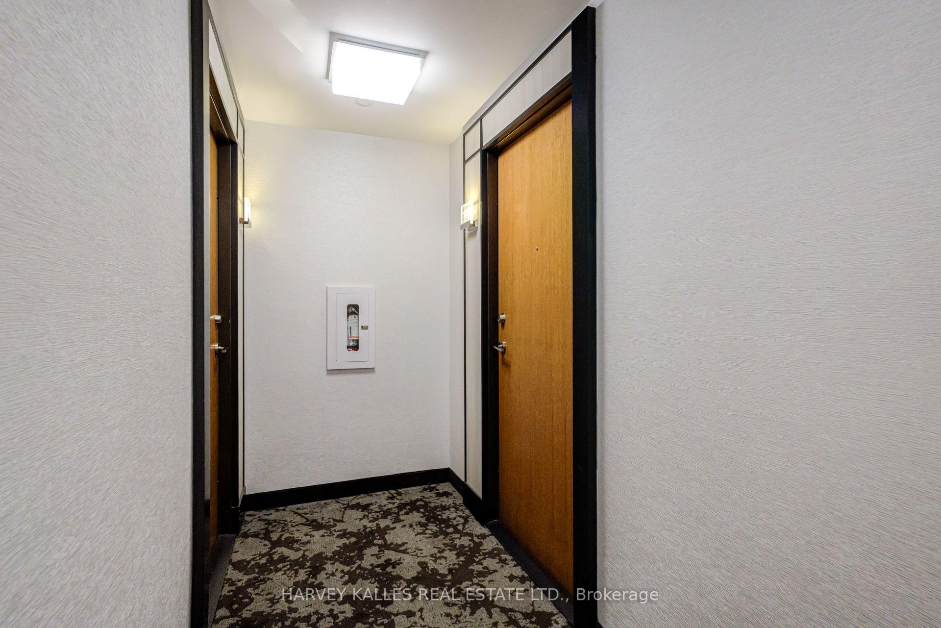 30 Shore Breeze Drive 1822, Toronto Unit: 1822