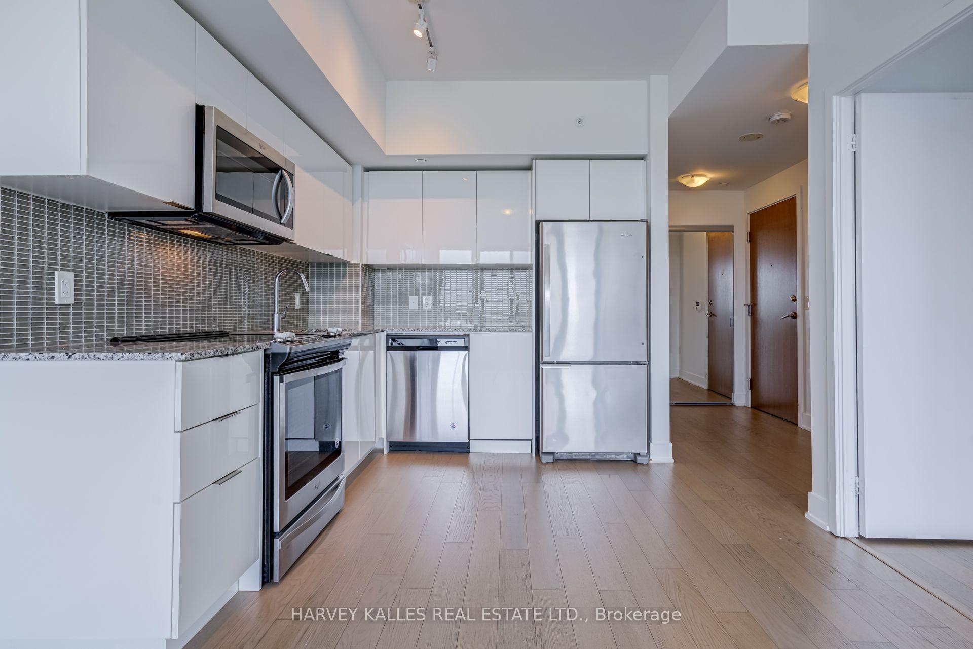 30 Shore Breeze Drive 1822, Toronto Unit: 1822