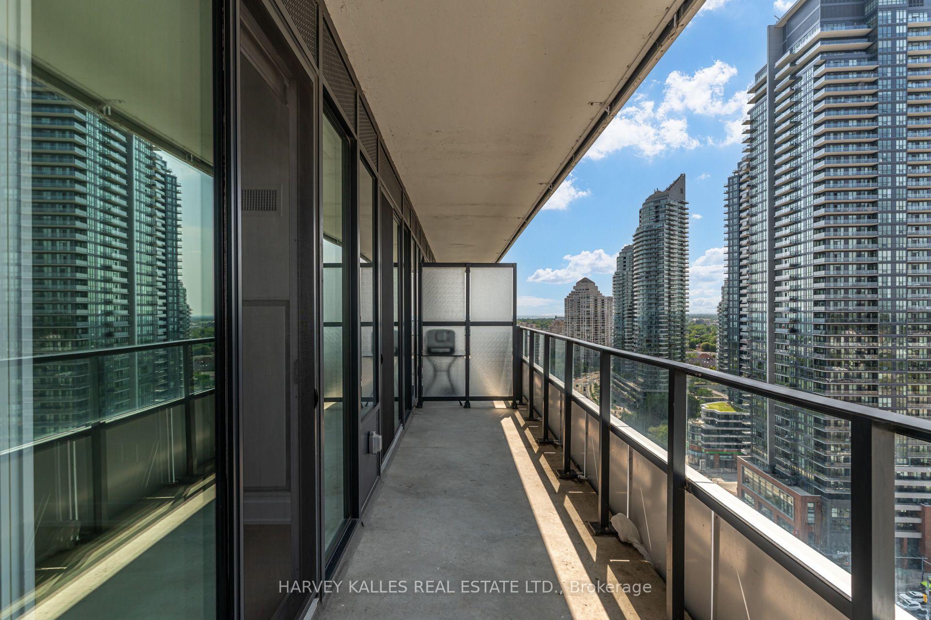 30 Shore Breeze Drive 1822, Toronto Unit: 1822