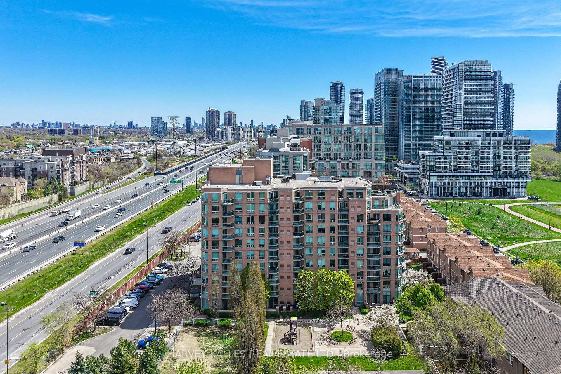 190 Manitoba Street 904, Toronto Unit: 904