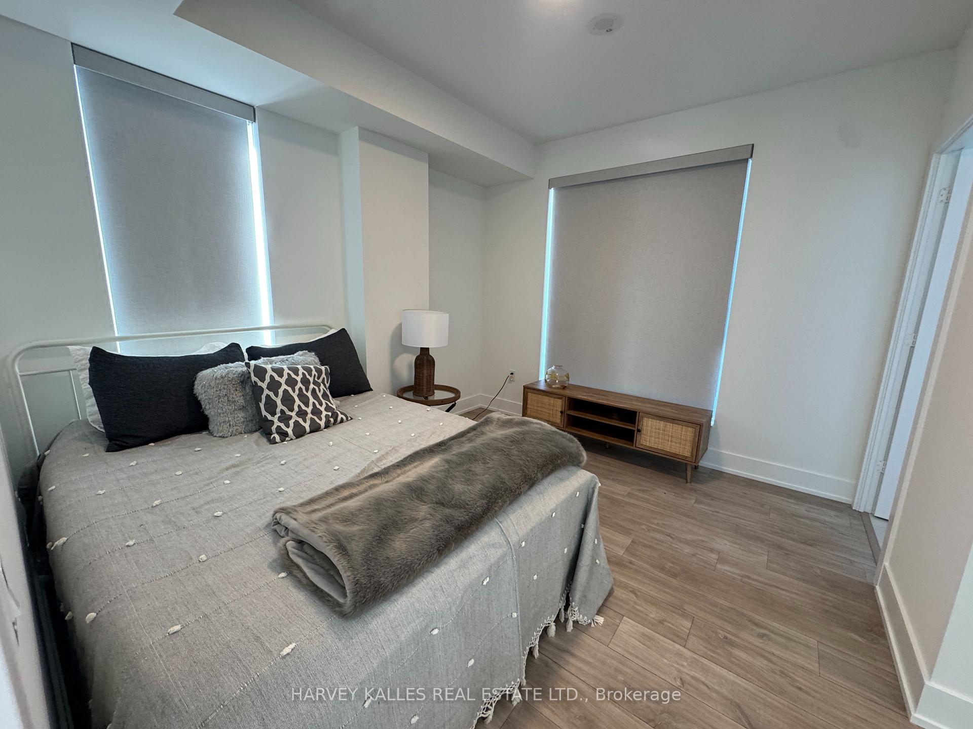 858 Dupont Street 729, Toronto Unit: 729