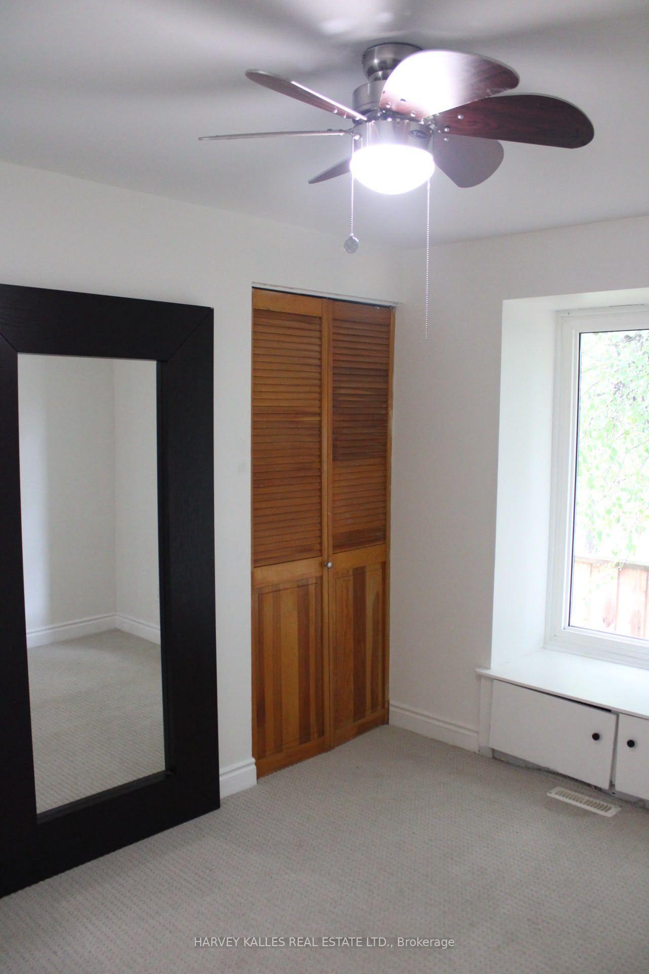 102 Goldcrest Road