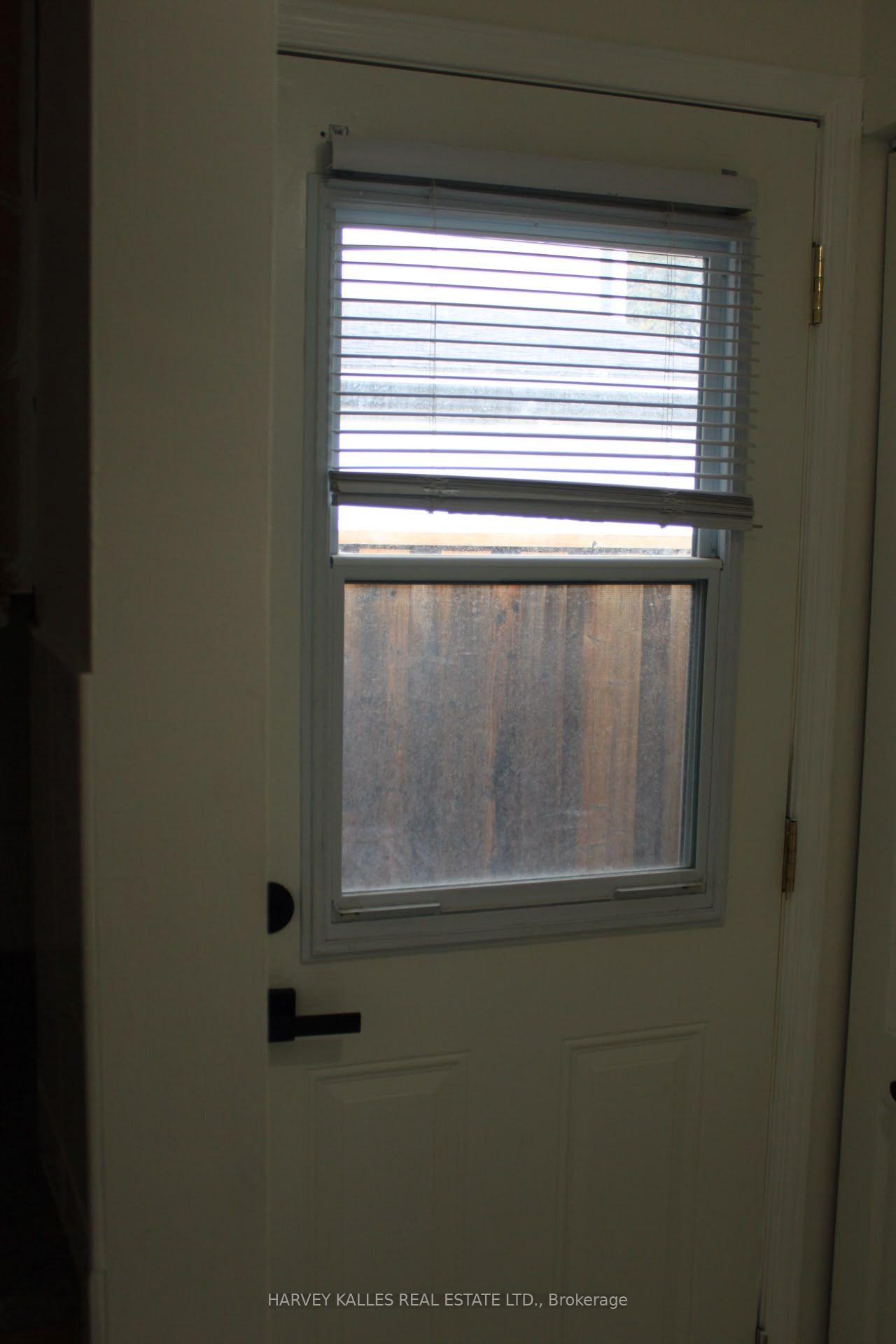 102 Goldcrest Road