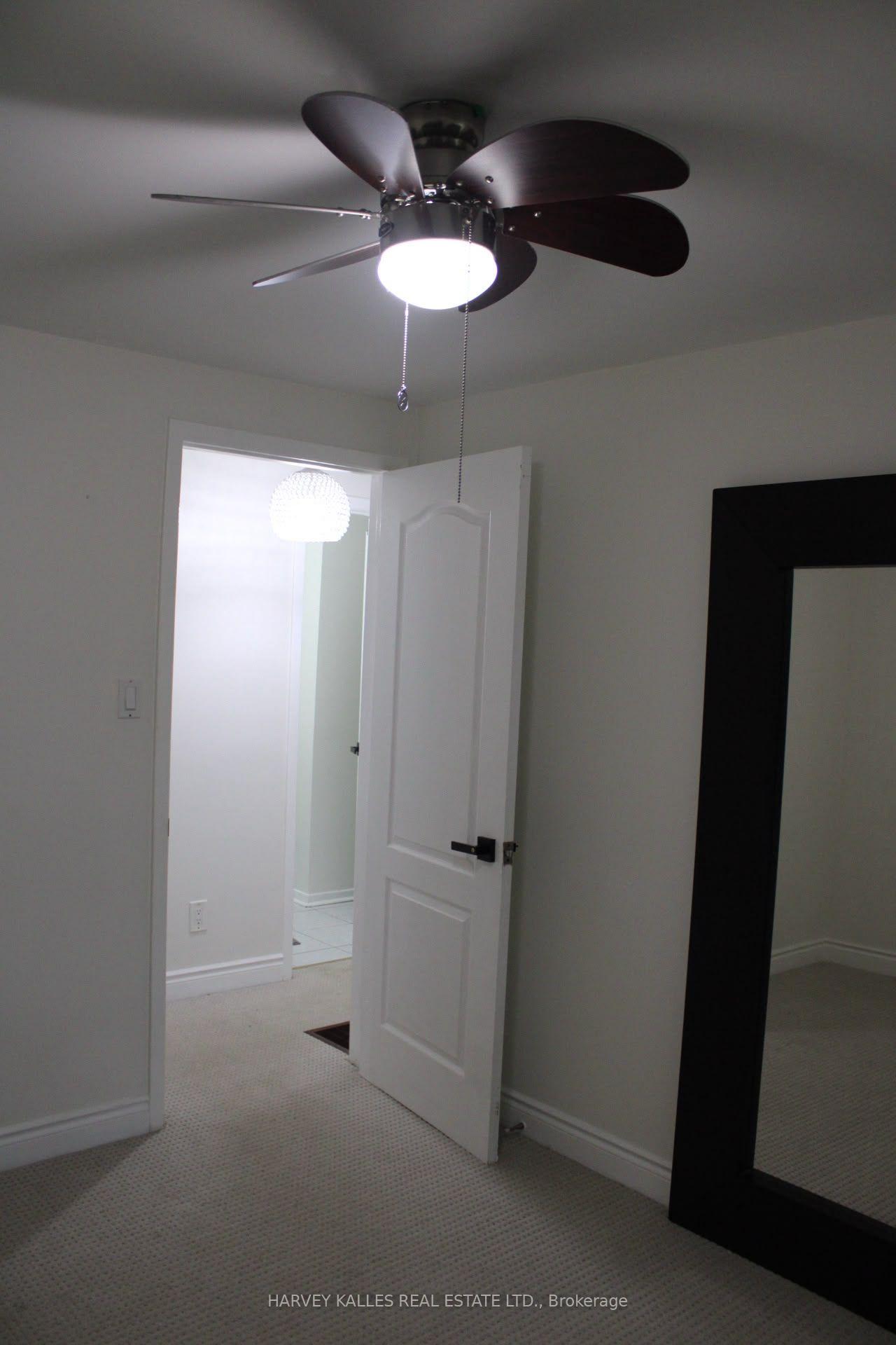 102 Goldcrest Road