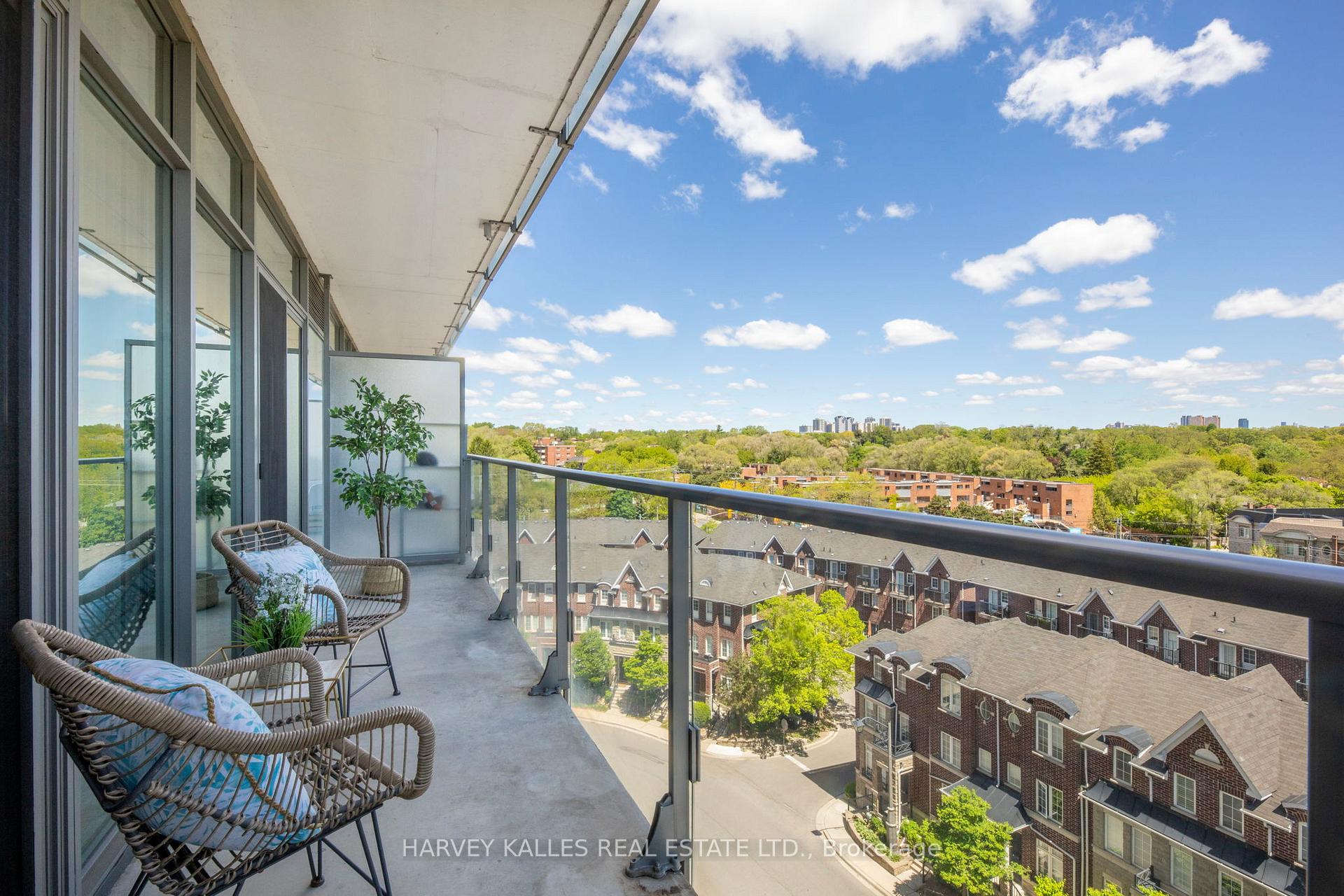 103 The Queensway 701, Toronto Unit: 701