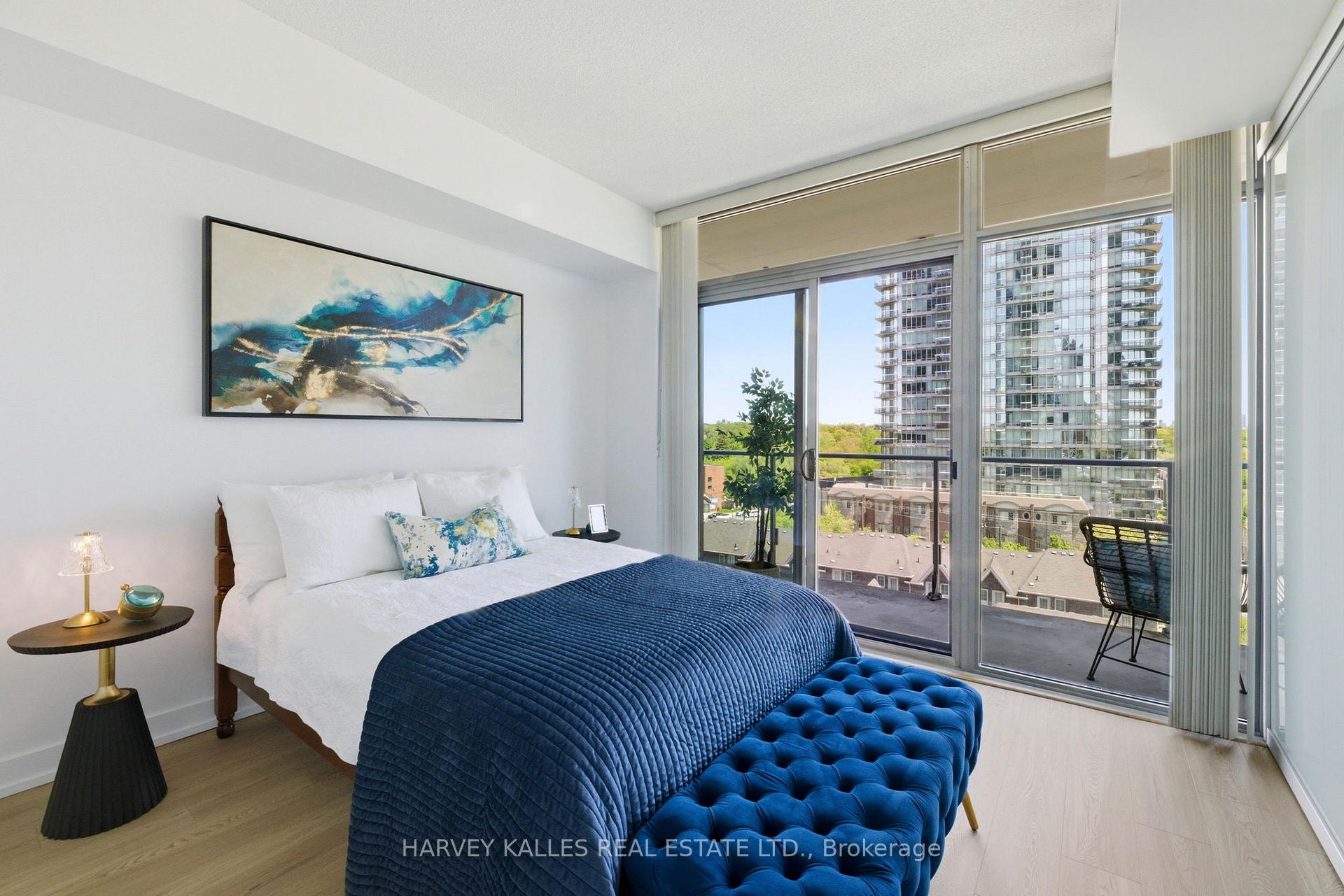 103 The Queensway 701, Toronto Unit: 701