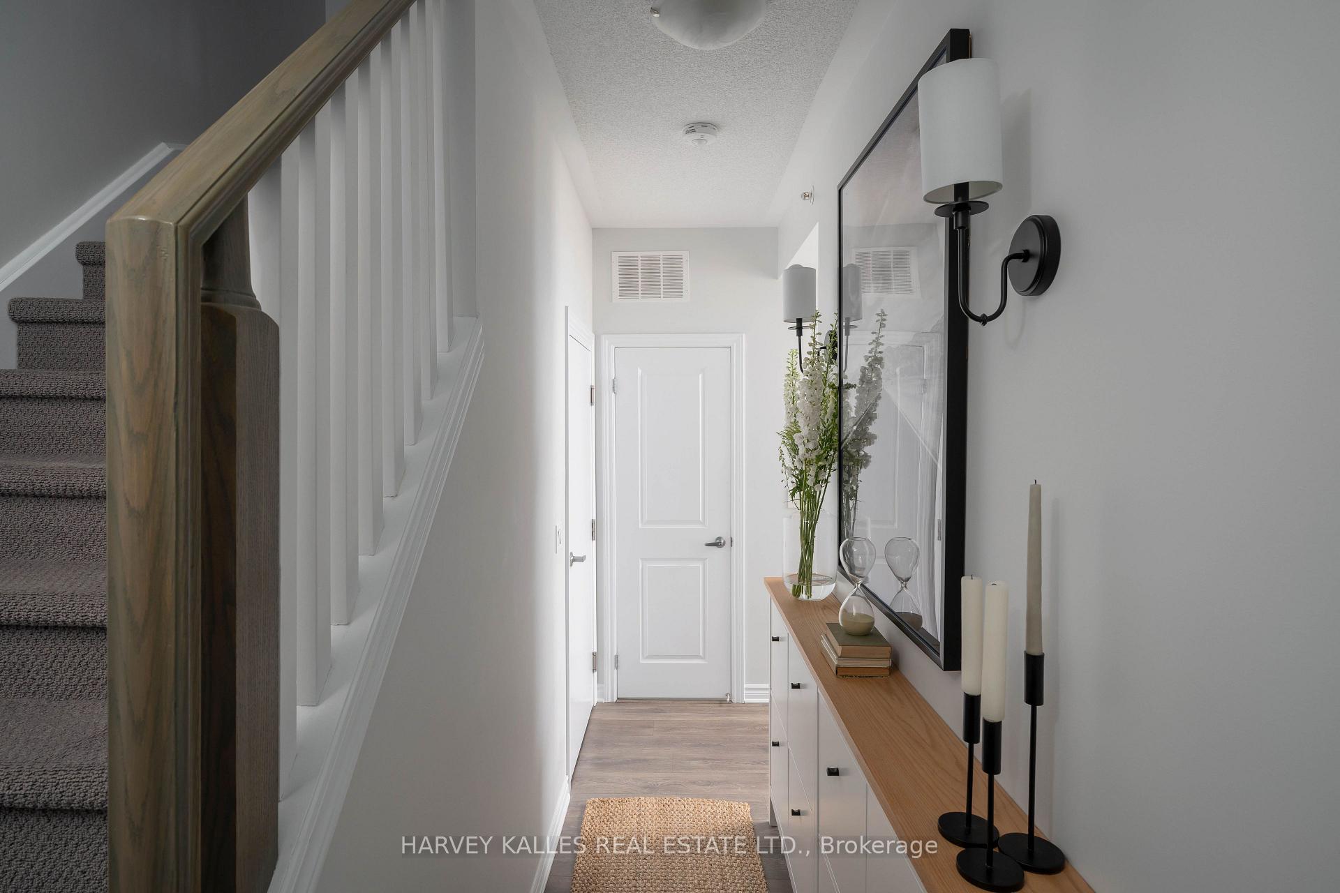 85 Eastwood Park Gardens 35, Toronto Unit: 35