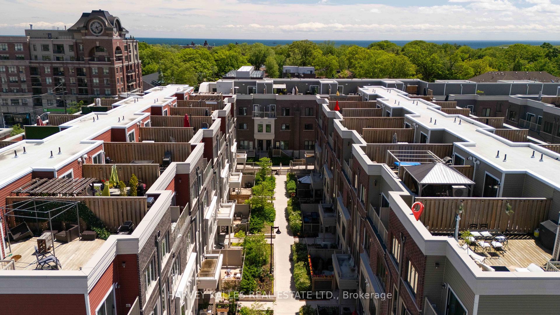 85 Eastwood Park Gardens 35, Toronto Unit: 35