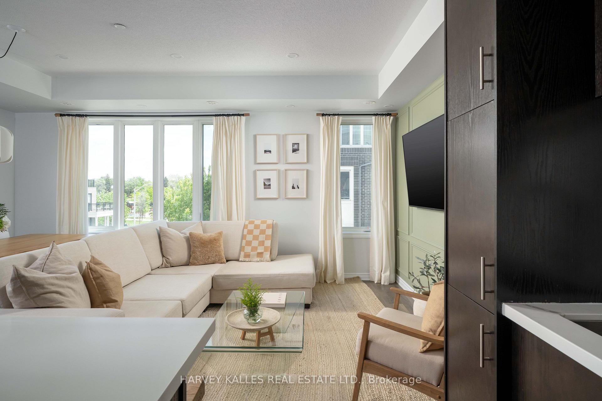 85 Eastwood Park Gardens 35, Toronto Unit: 35