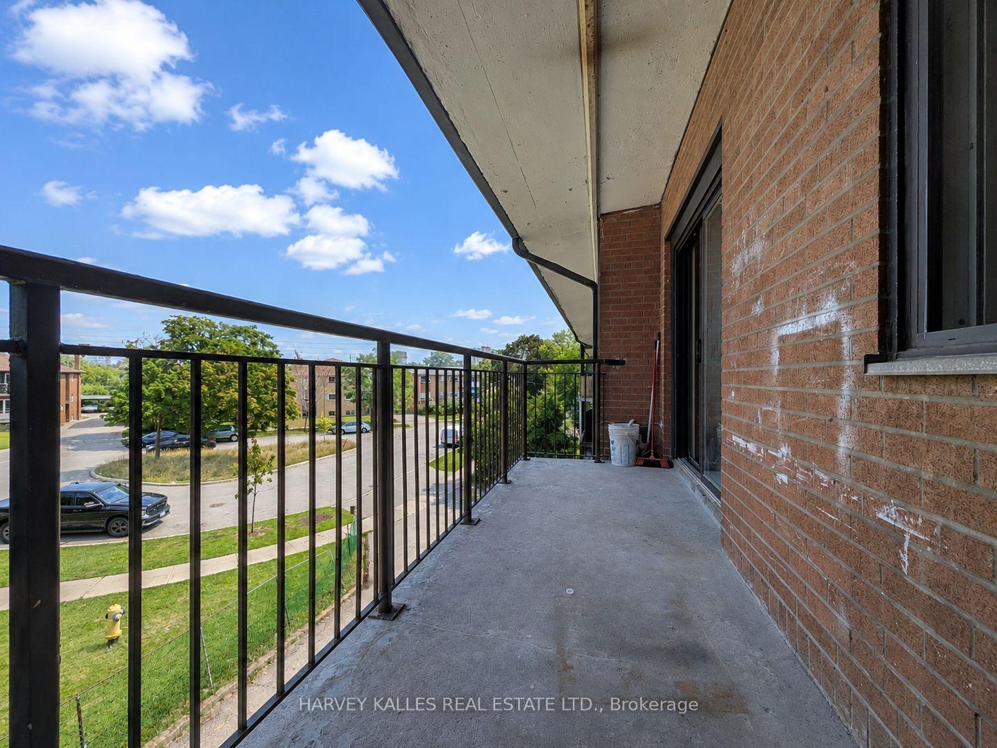 80 Blackfriar Avenue 305, Toronto Unit: 305