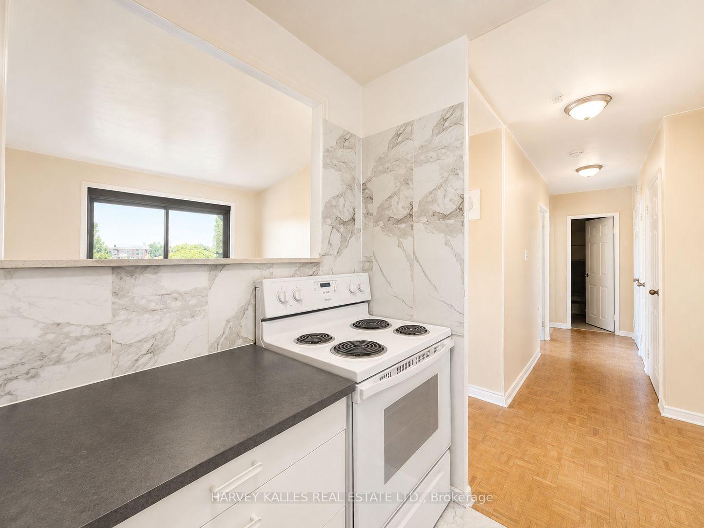 80 Blackfriar Avenue 305, Toronto Unit: 305