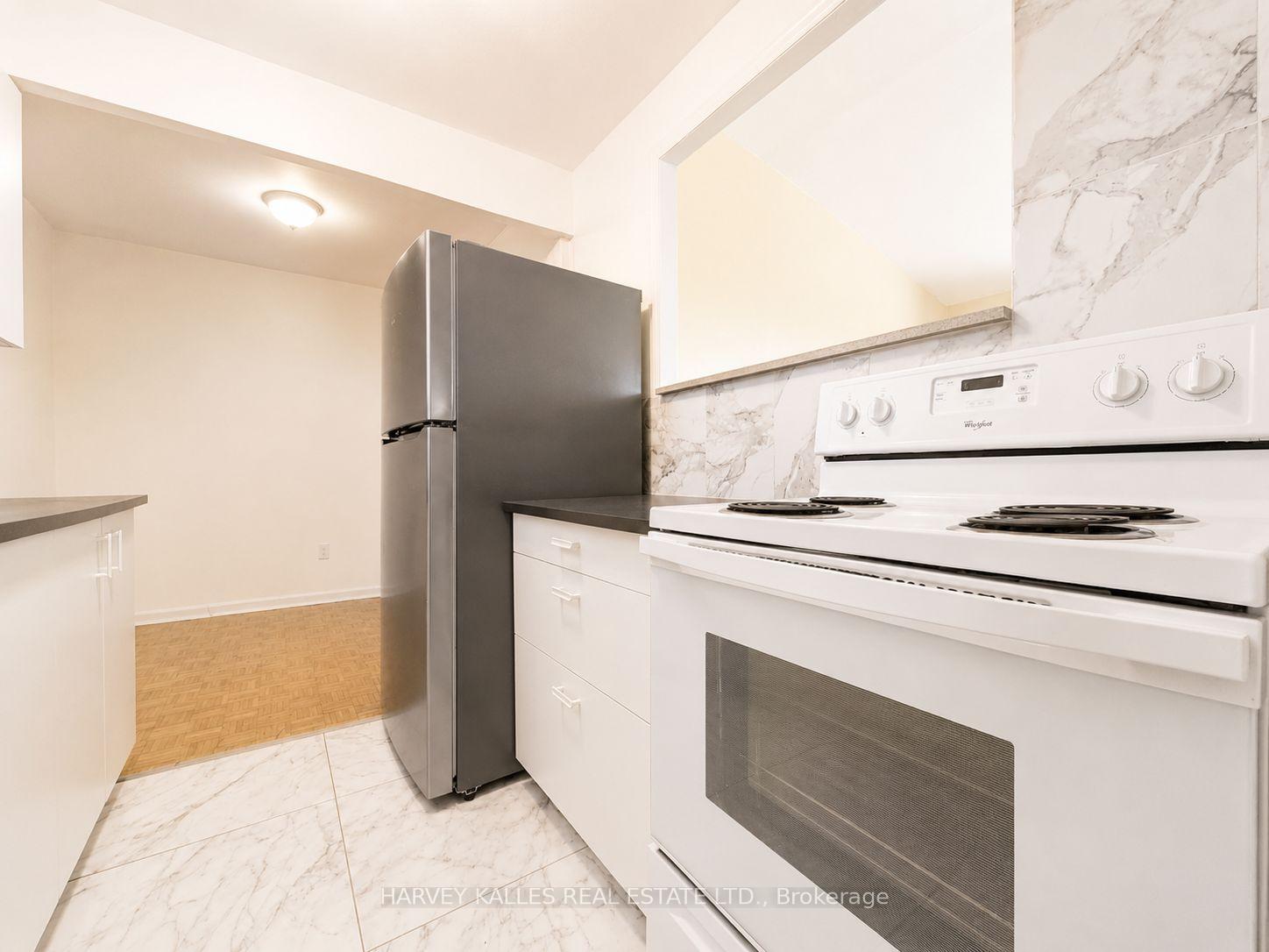 80 Blackfriar Avenue 305, Toronto Unit: 305