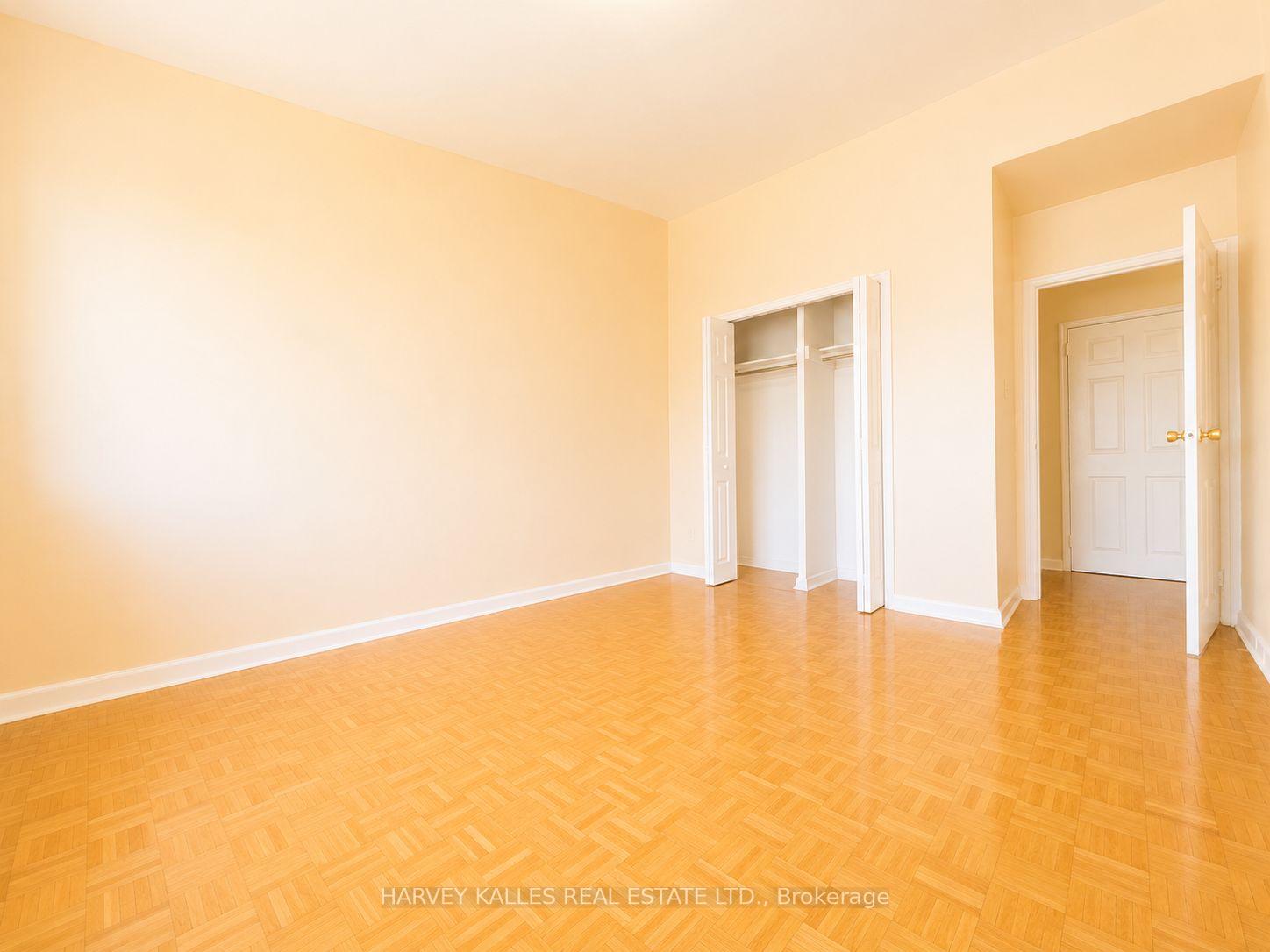 80 Blackfriar Avenue 305, Toronto Unit: 305