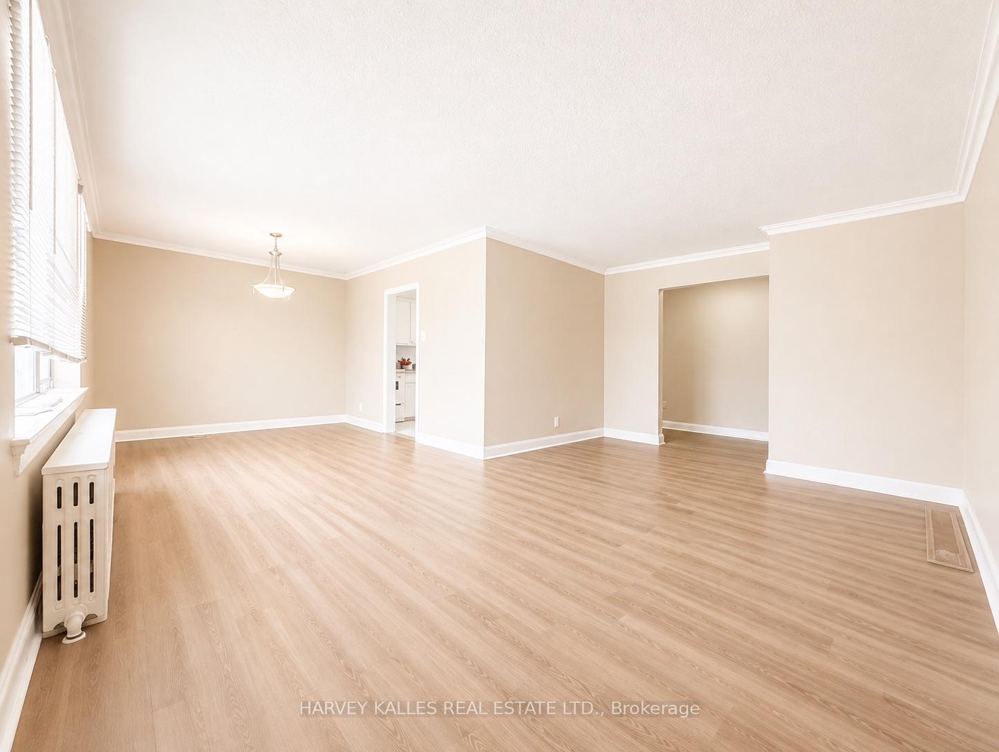 88 Trethewey Drive 6, Toronto Unit: 6