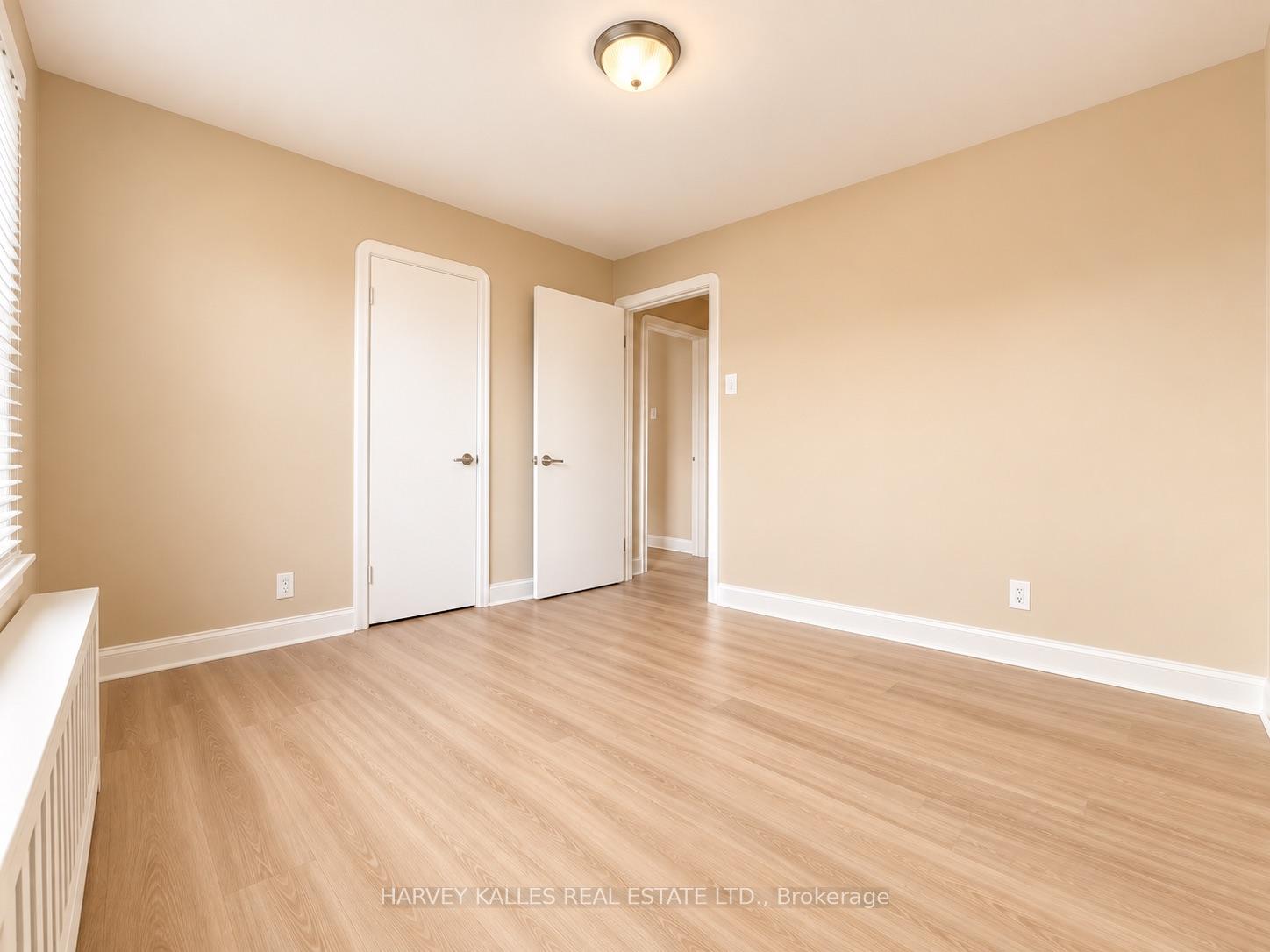 88 Trethewey Drive 6, Toronto Unit: 6
