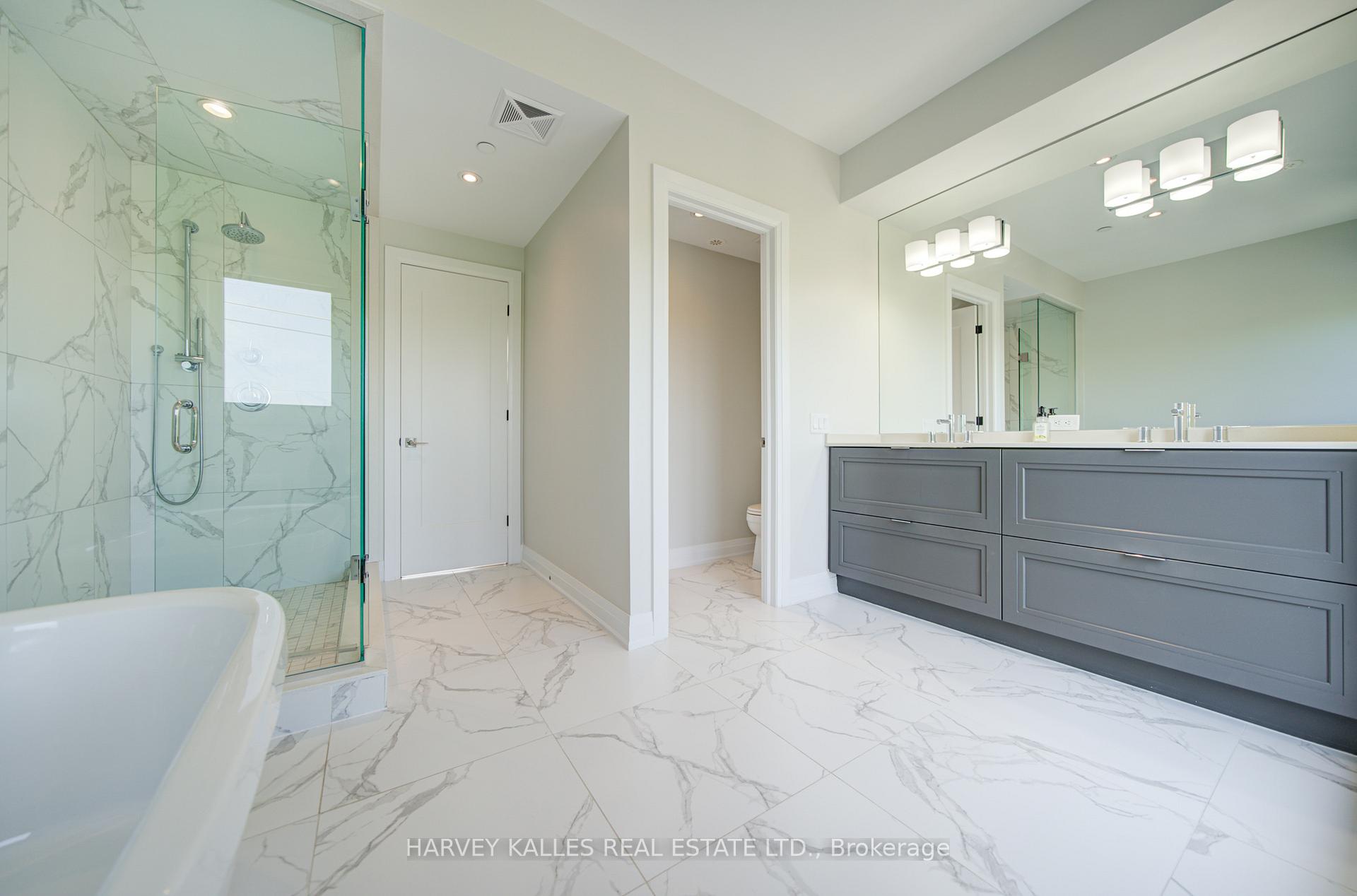 1130A Islington Avenue, Toronto