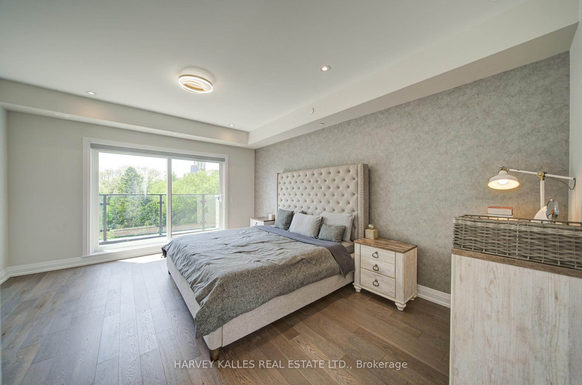 1130A Islington Avenue, Toronto