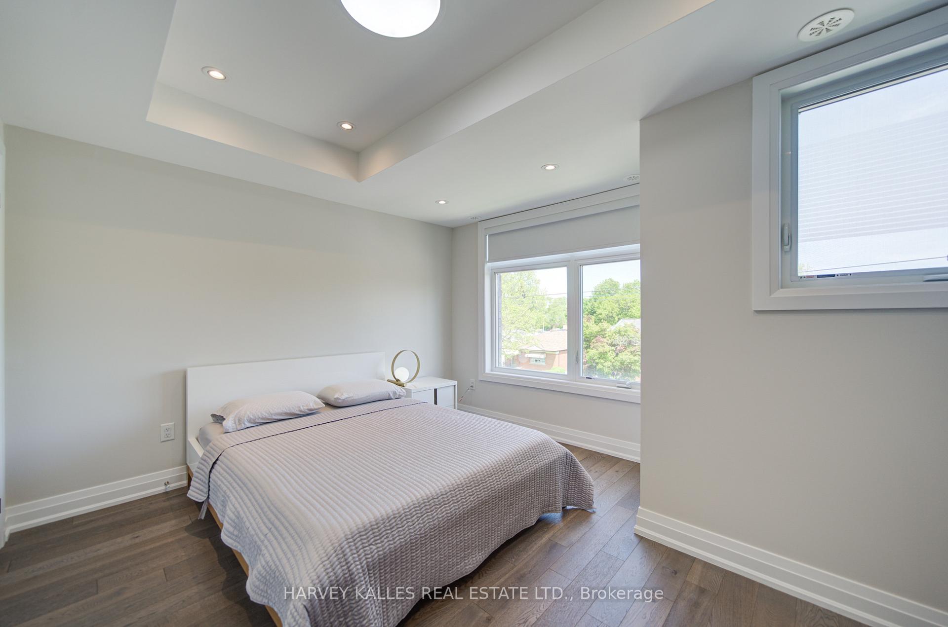 1130A Islington Avenue, Toronto