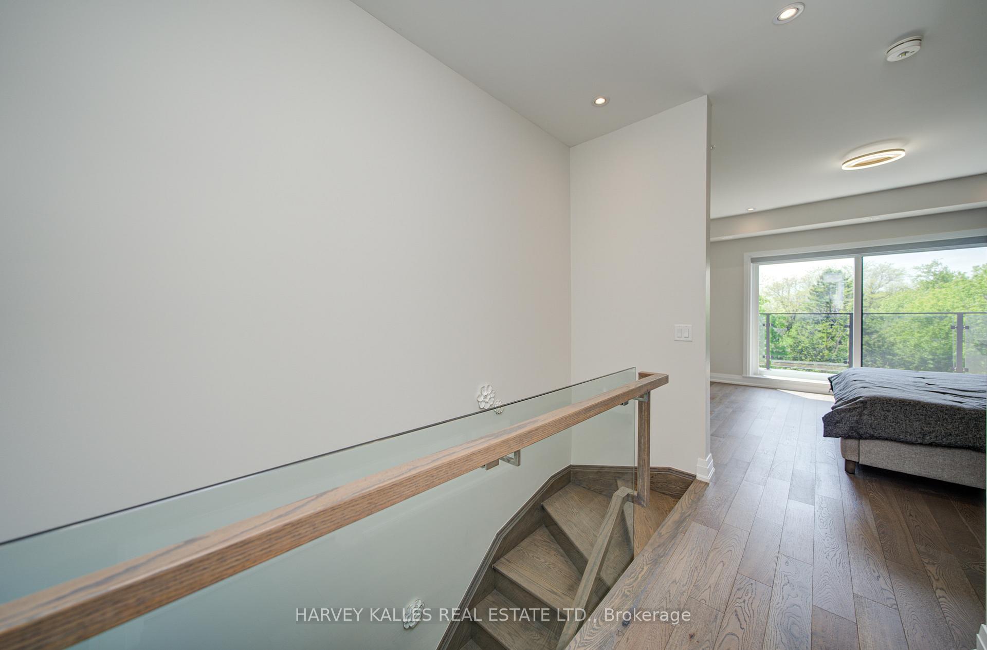 1130A Islington Avenue, Toronto