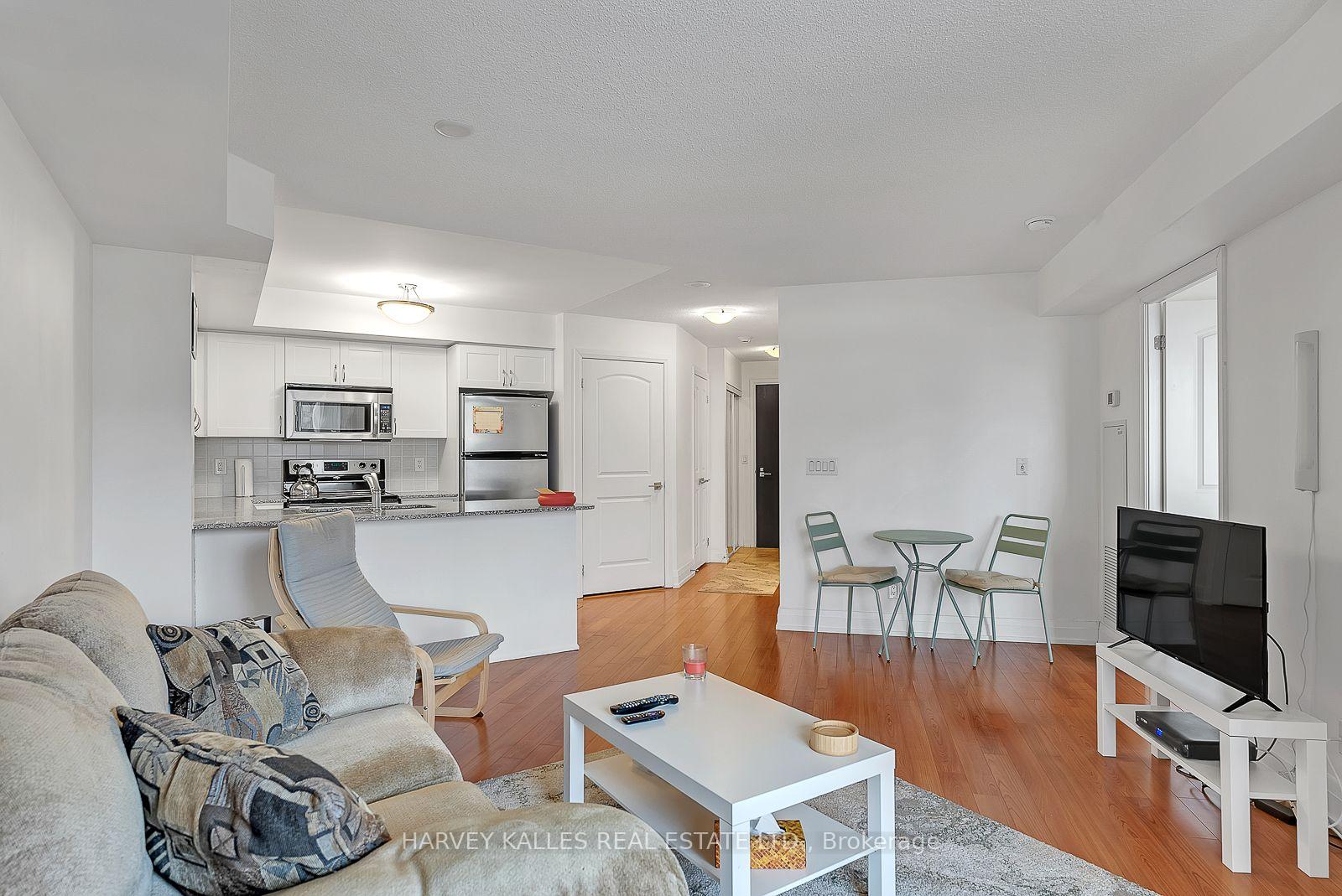 1060 Sheppard Avenue W 1021, Toronto Unit: 1021