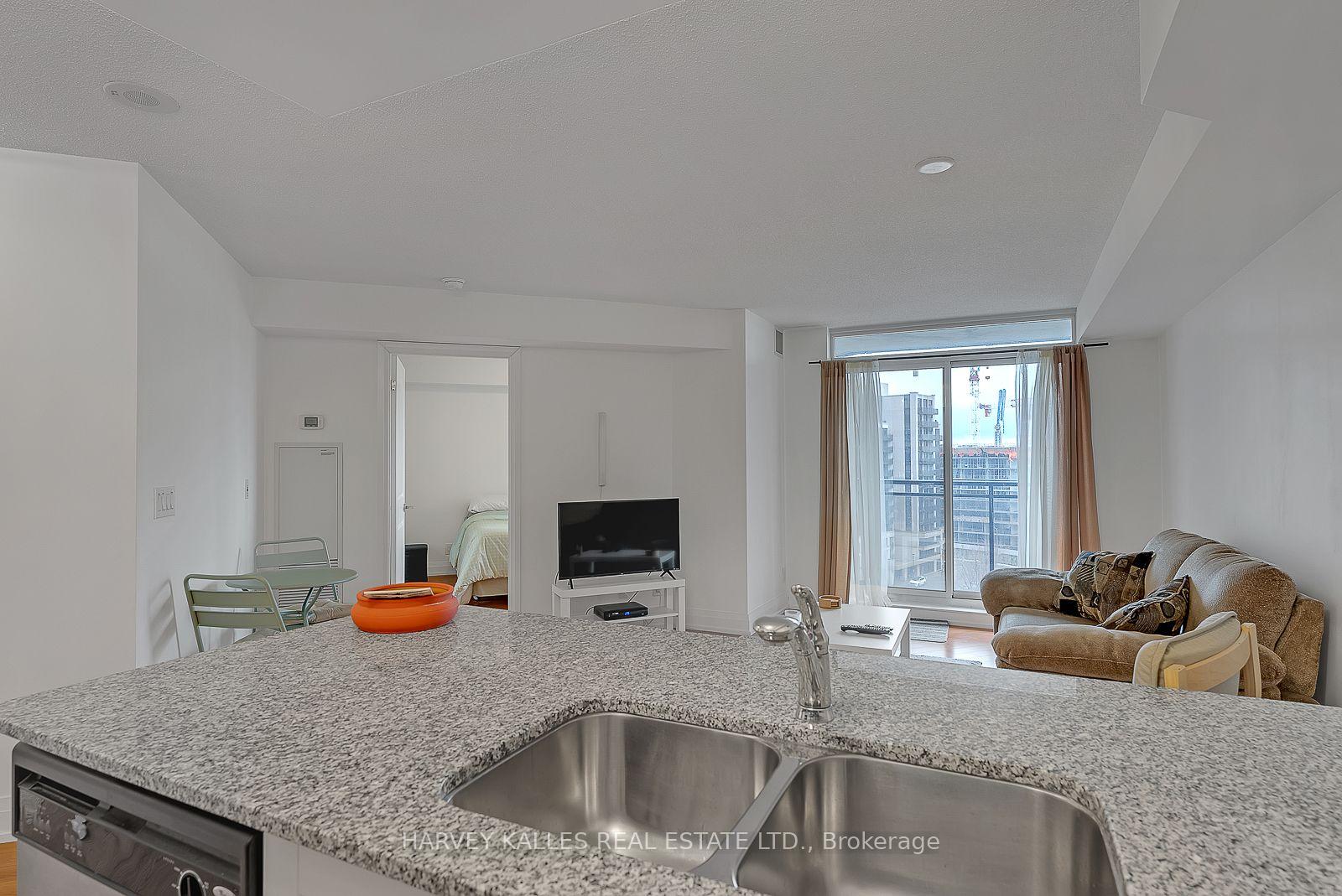 1060 Sheppard Avenue W 1021, Toronto Unit: 1021