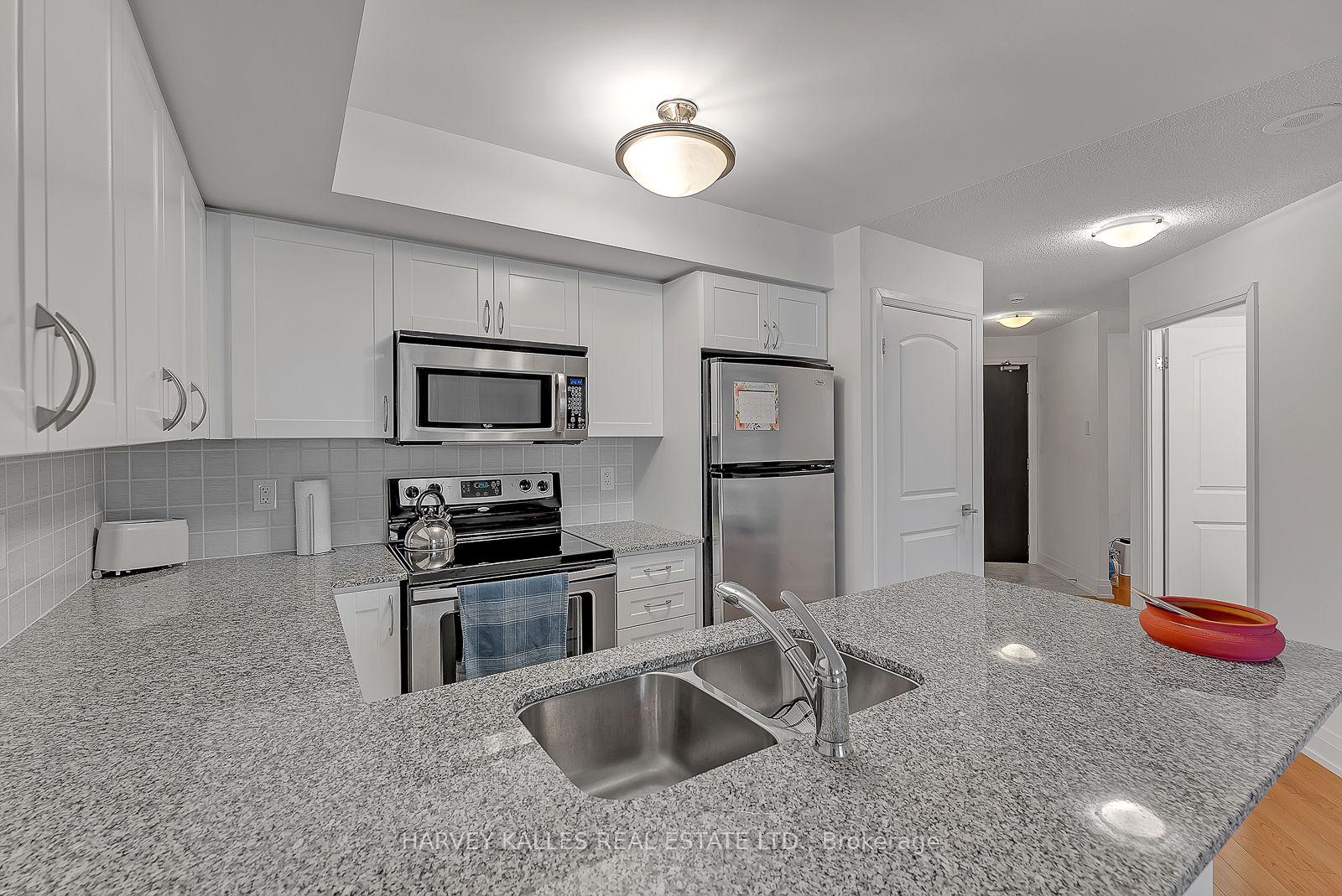 1060 Sheppard Avenue W 1021, Toronto Unit: 1021