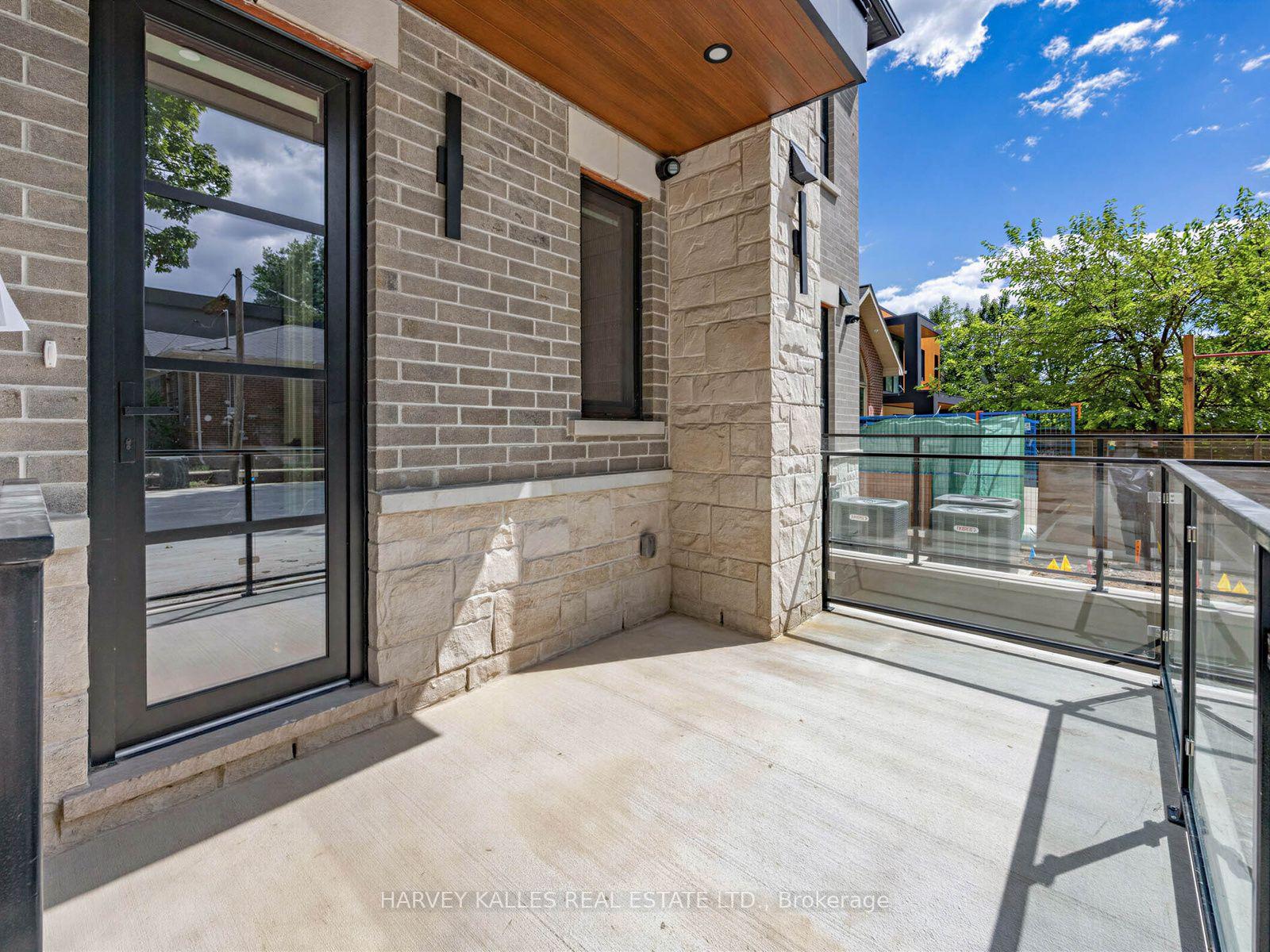 102 Shaver Avenue N 1, Toronto Unit: 1