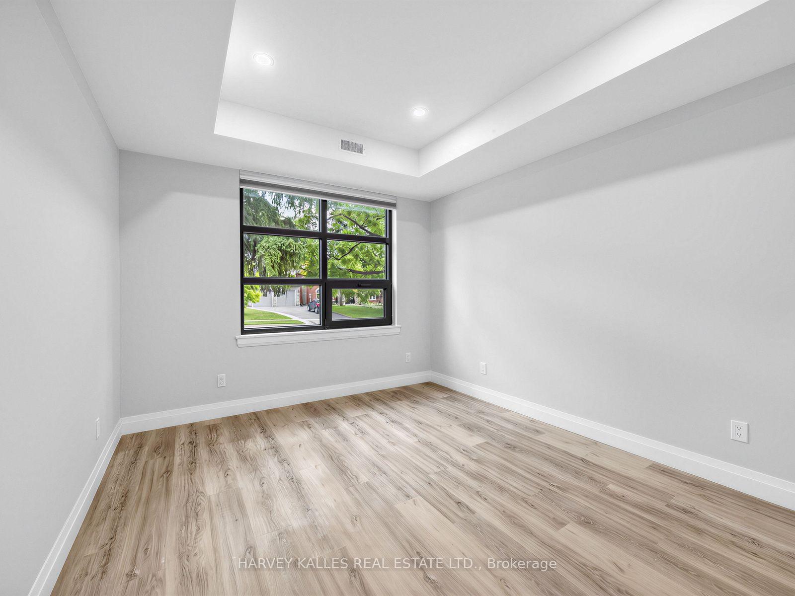 102 Shaver Avenue N 1, Toronto Unit: 1